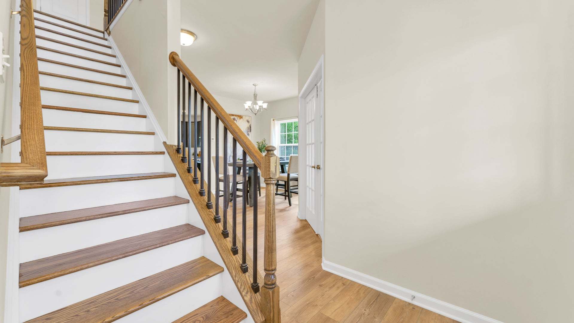 Madison Foyer
