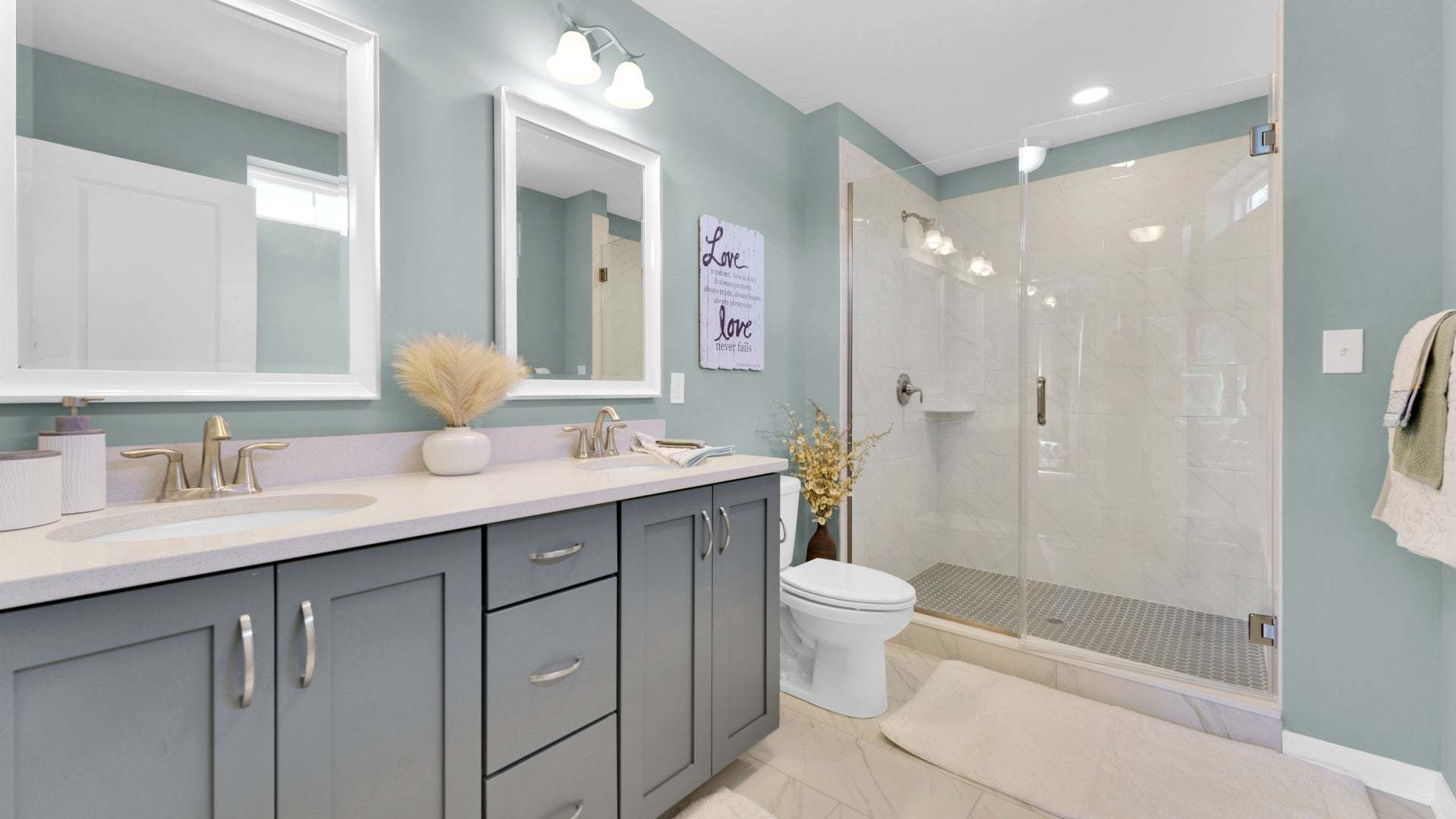 Madison Owners' Bathroom