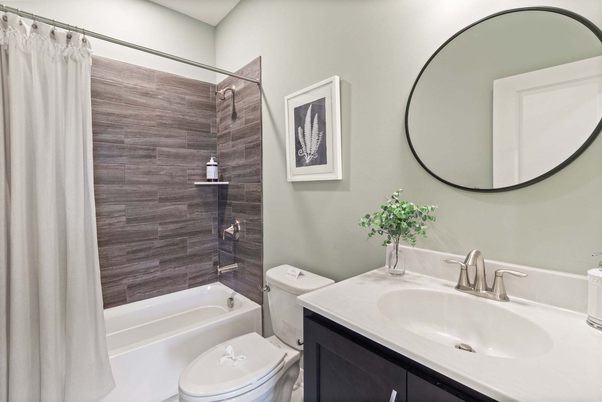 Preakness Private Bath