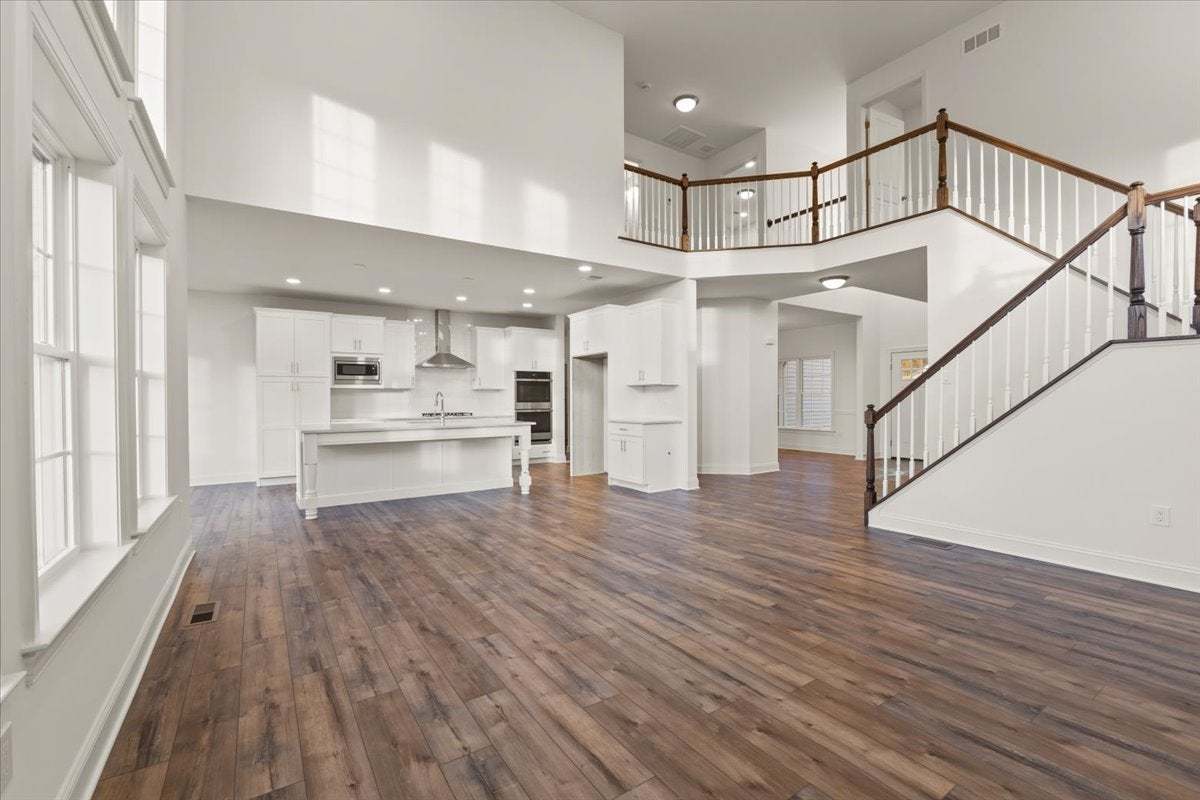 Sienna 2-Story Great Room