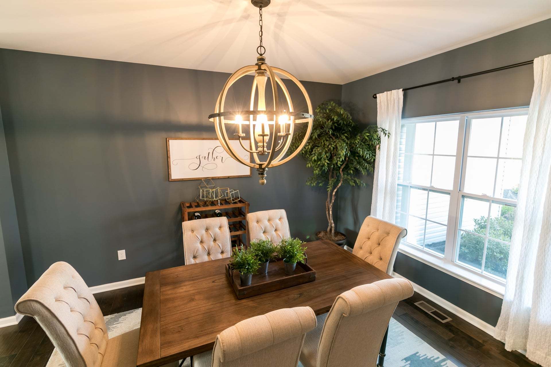 Sienna Dining Room