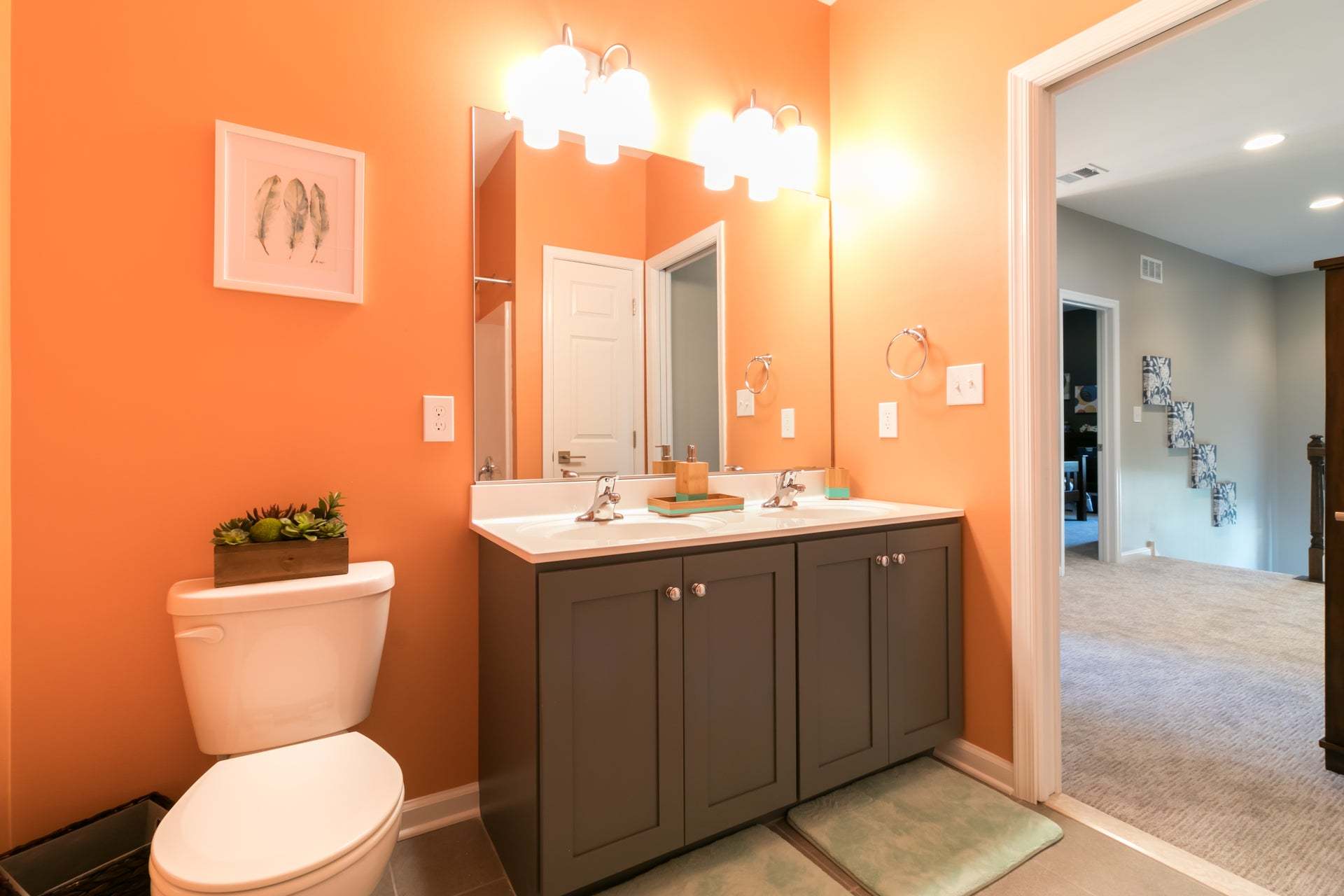 Sienna Hall Bath