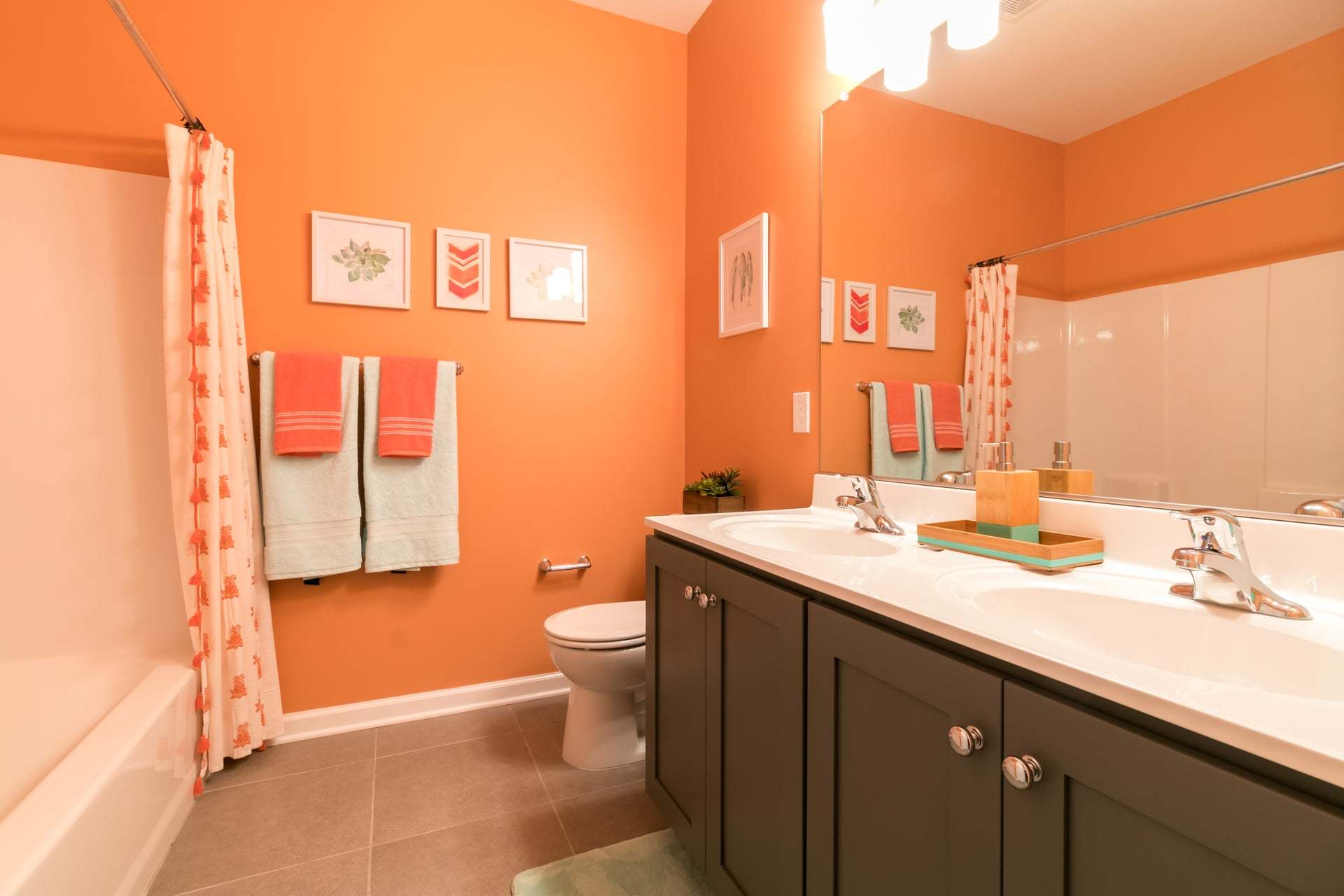 Sienna Hall Bath