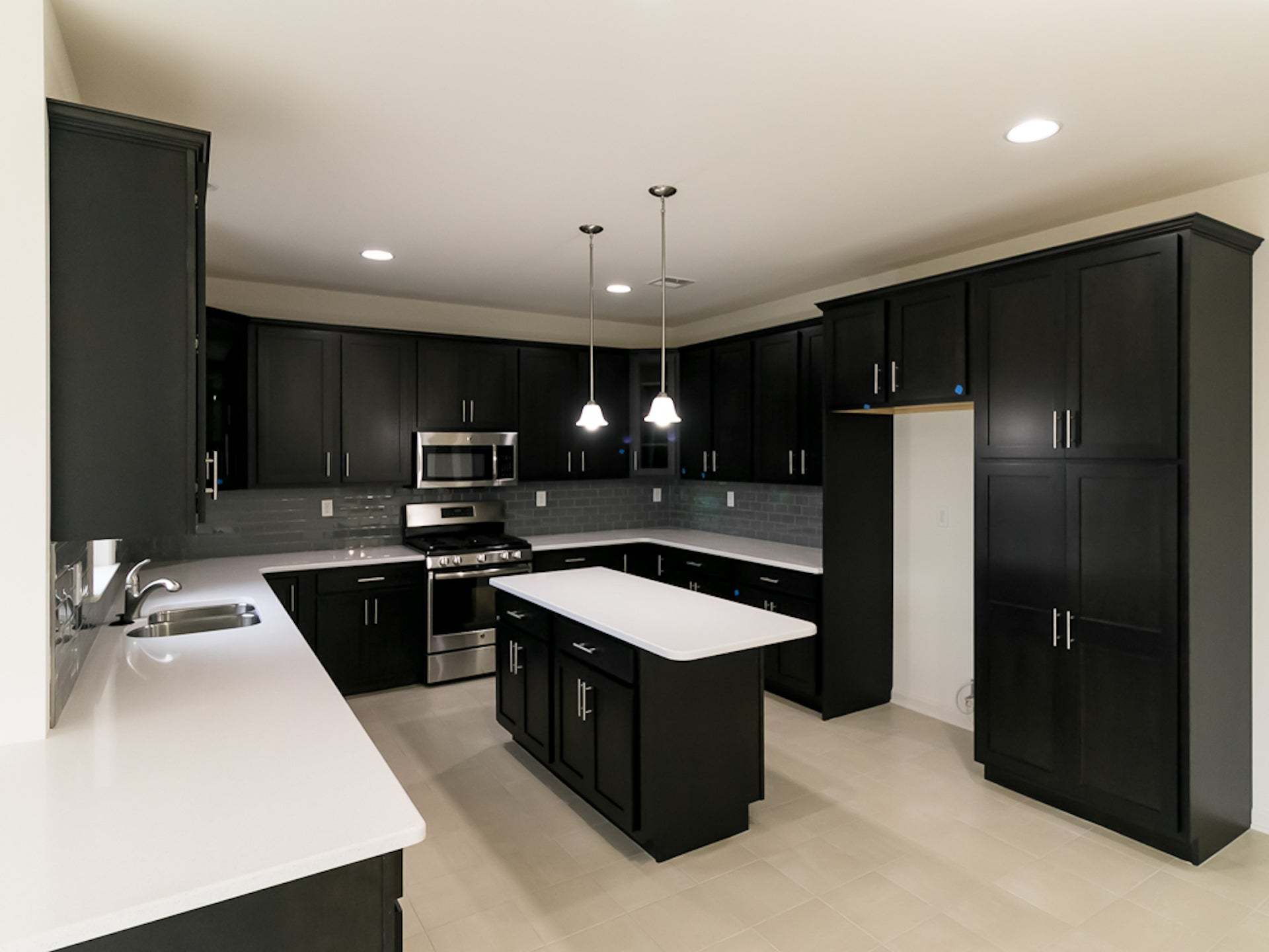 Breckenridge Optional U-Shaped Kitchen