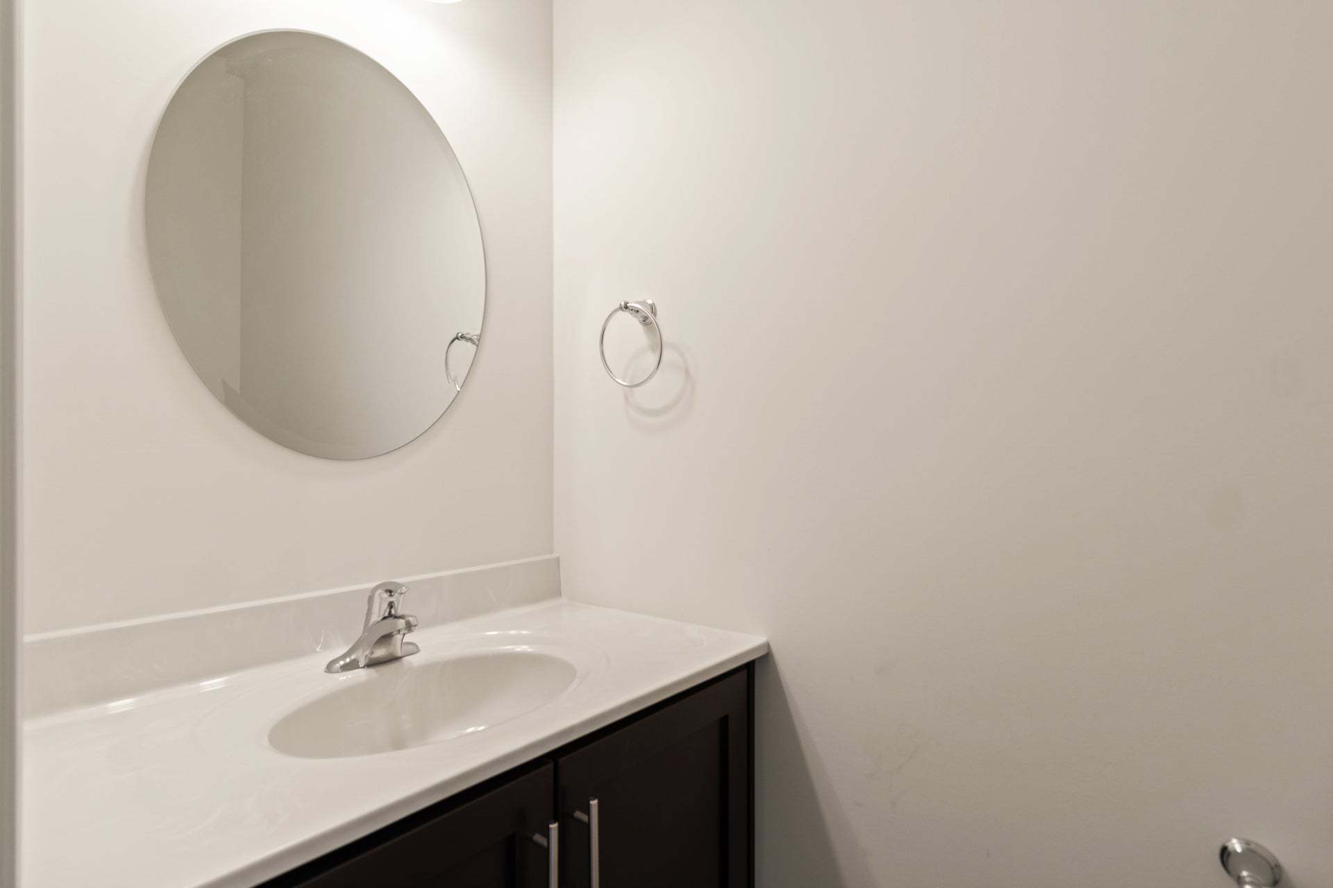 Vinecrest Powder Room