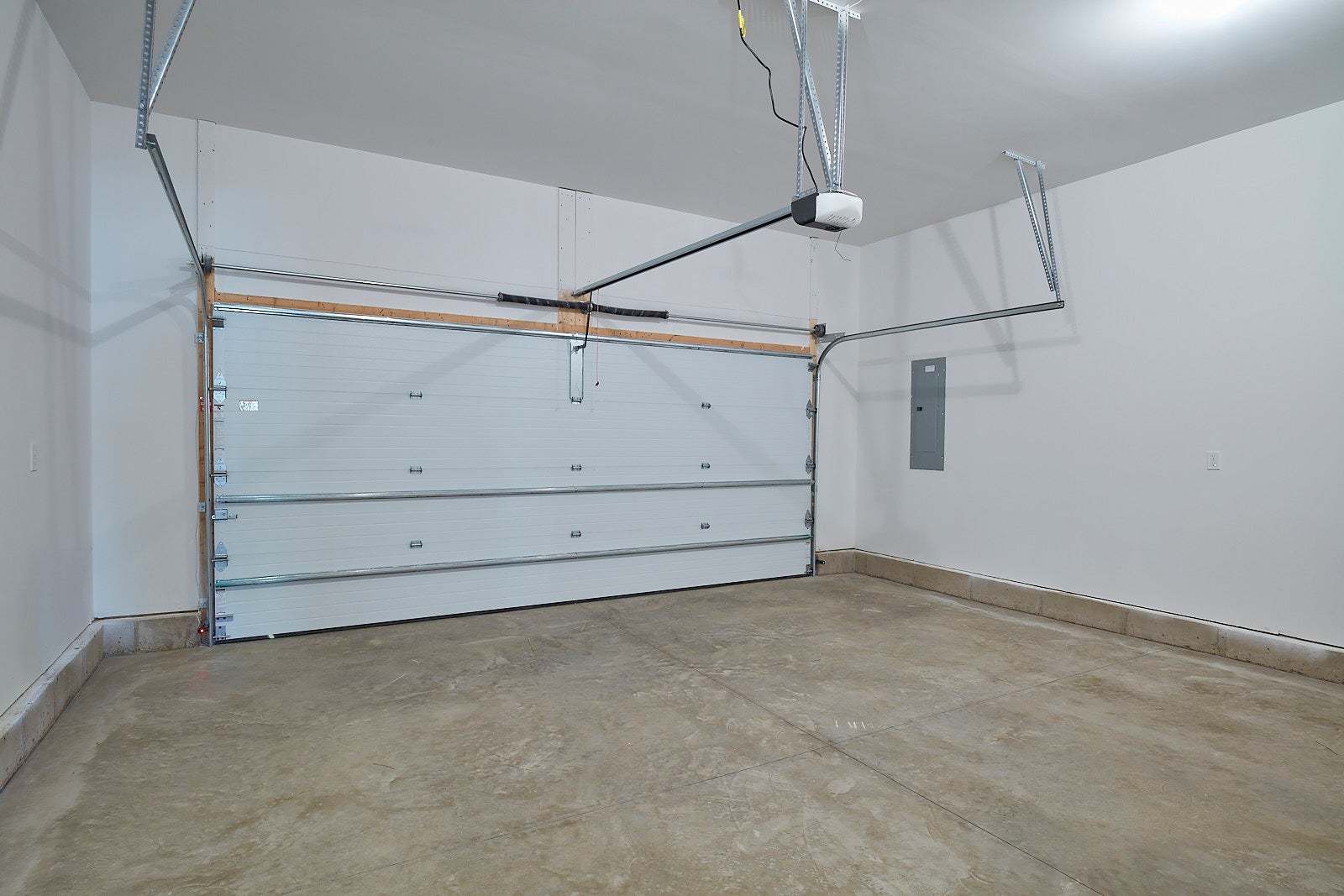 Folino 2-Car Garage
