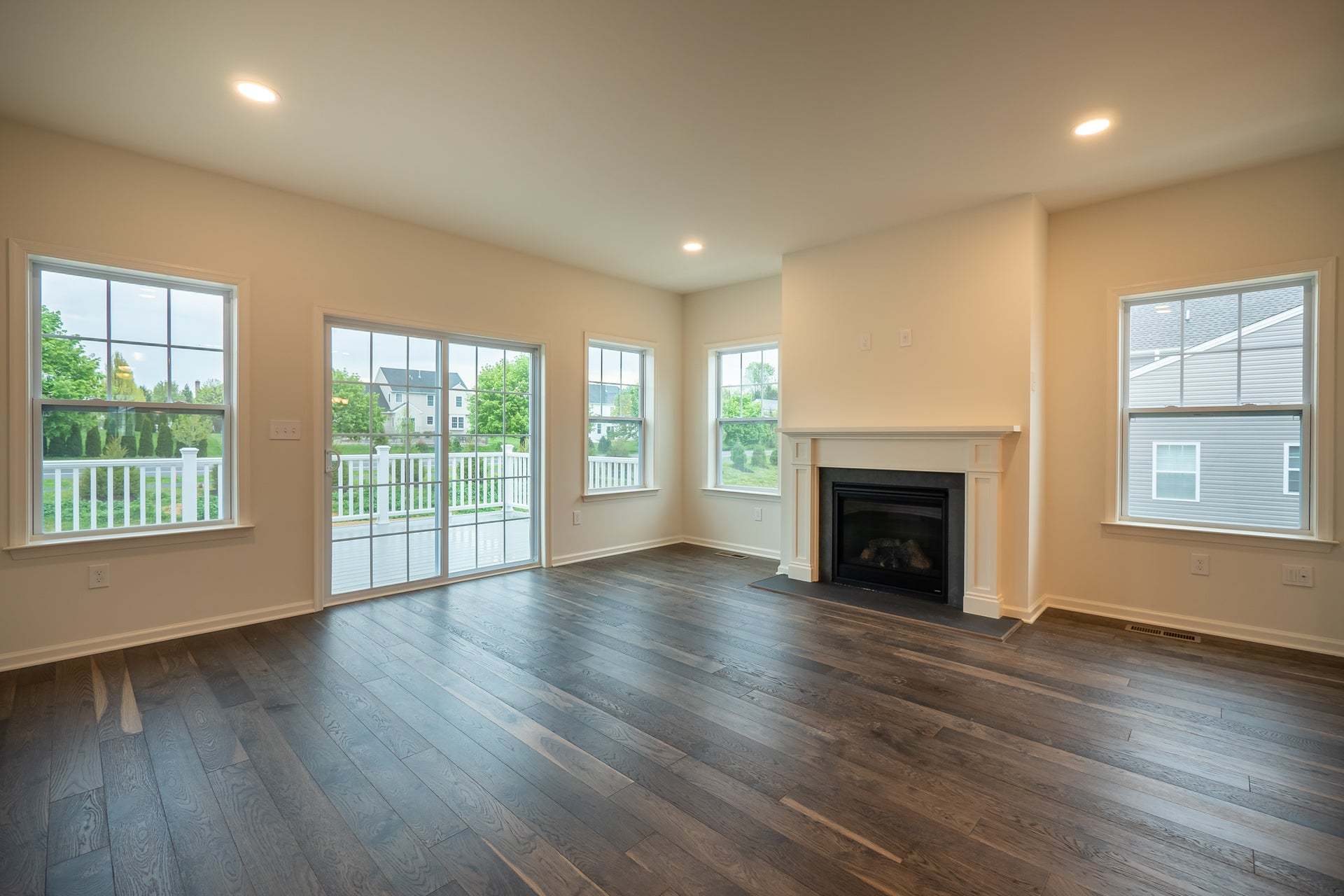 Franklyn Great Room (Optional Fireplace)