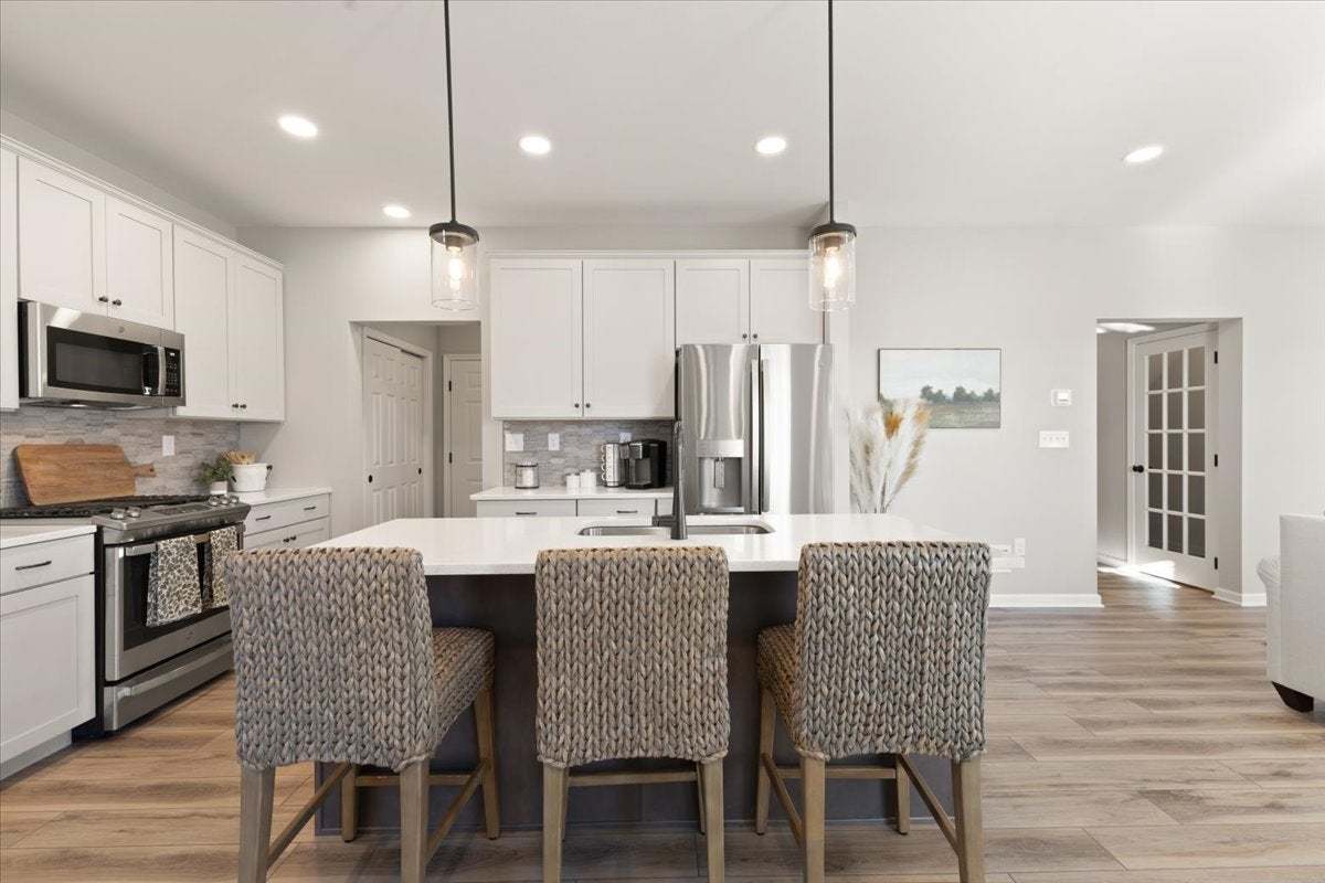 Mia Kitchen