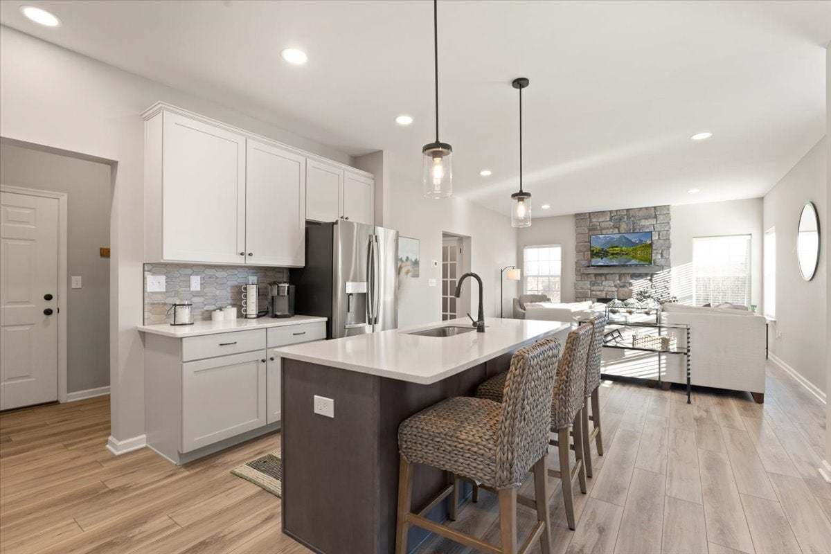 Mia Kitchen