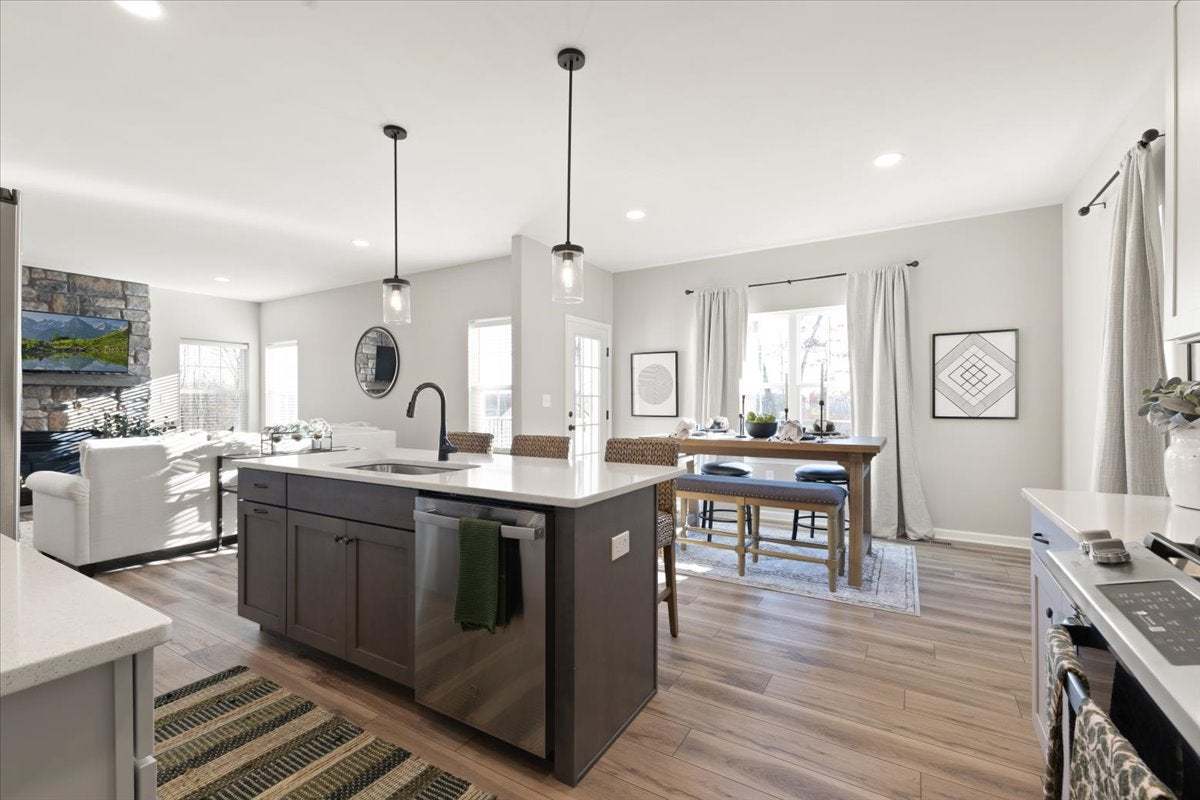 Mia Kitchen