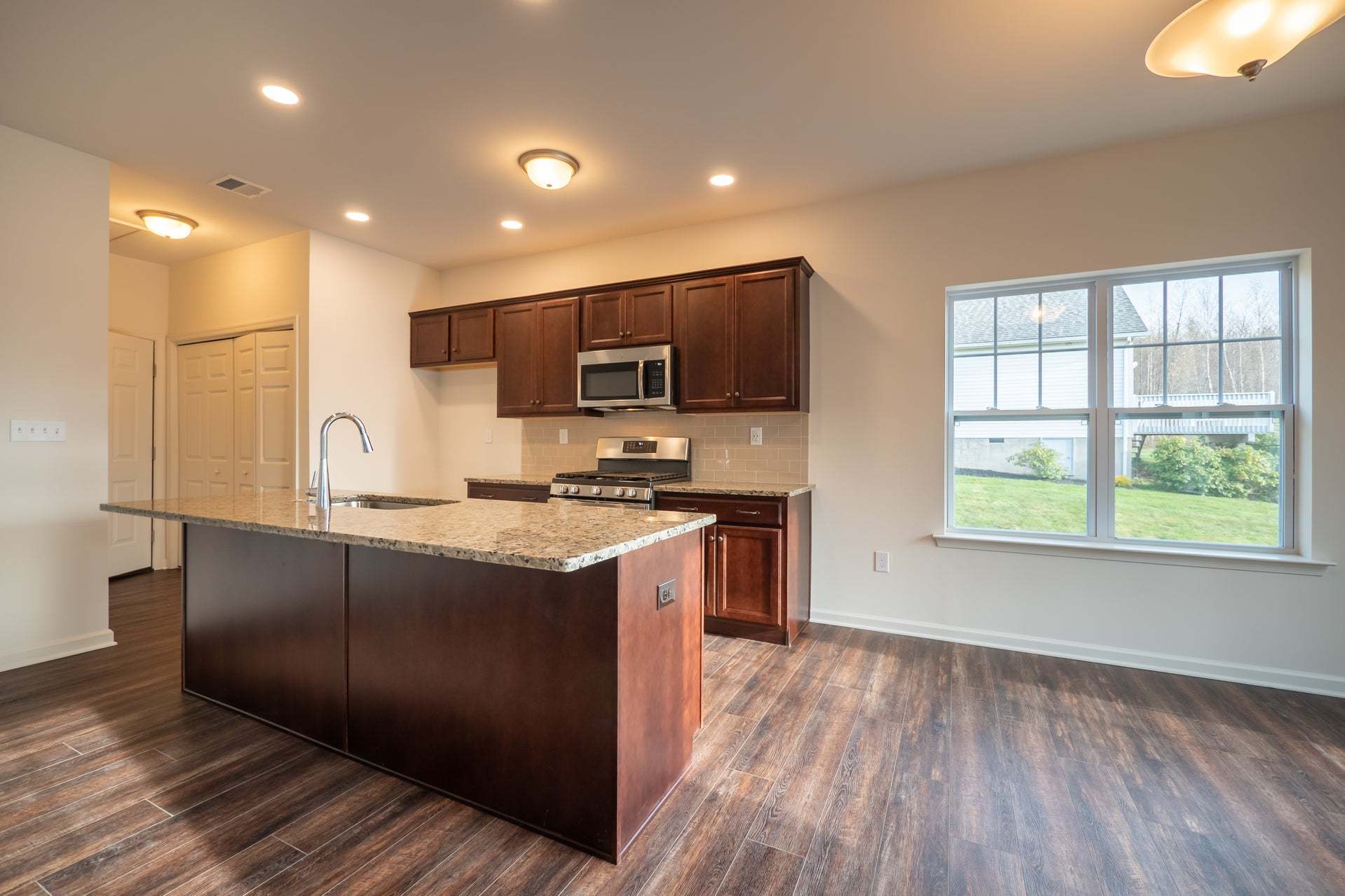 Pinehurst Kitchen & Dining Nook