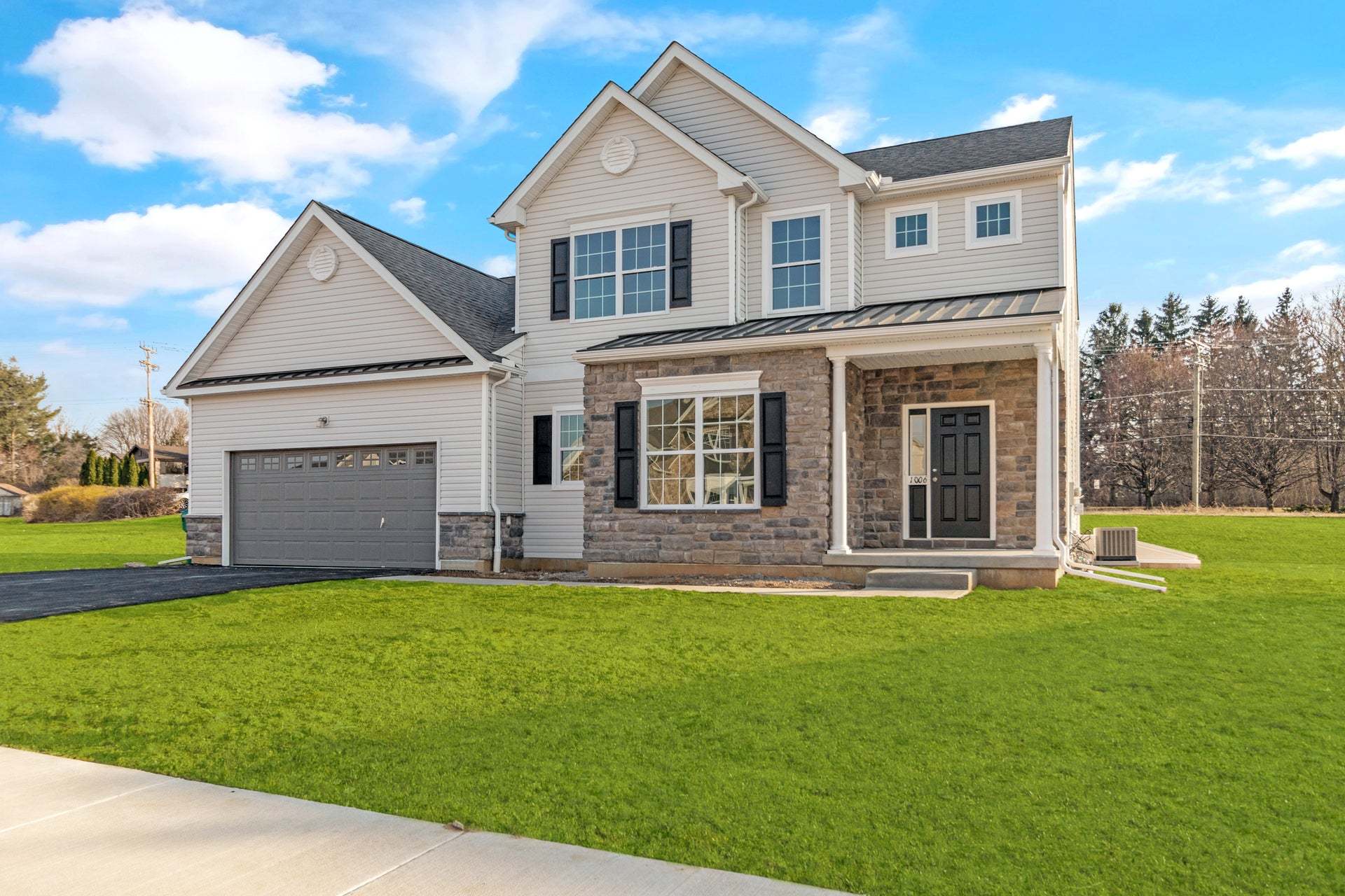 Vinecrest Traditional Exterior