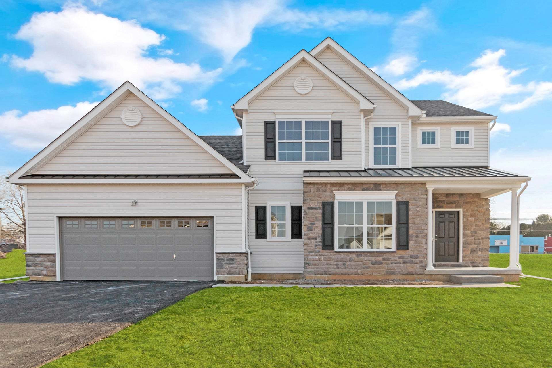 Vinecrest Traditional Exterior