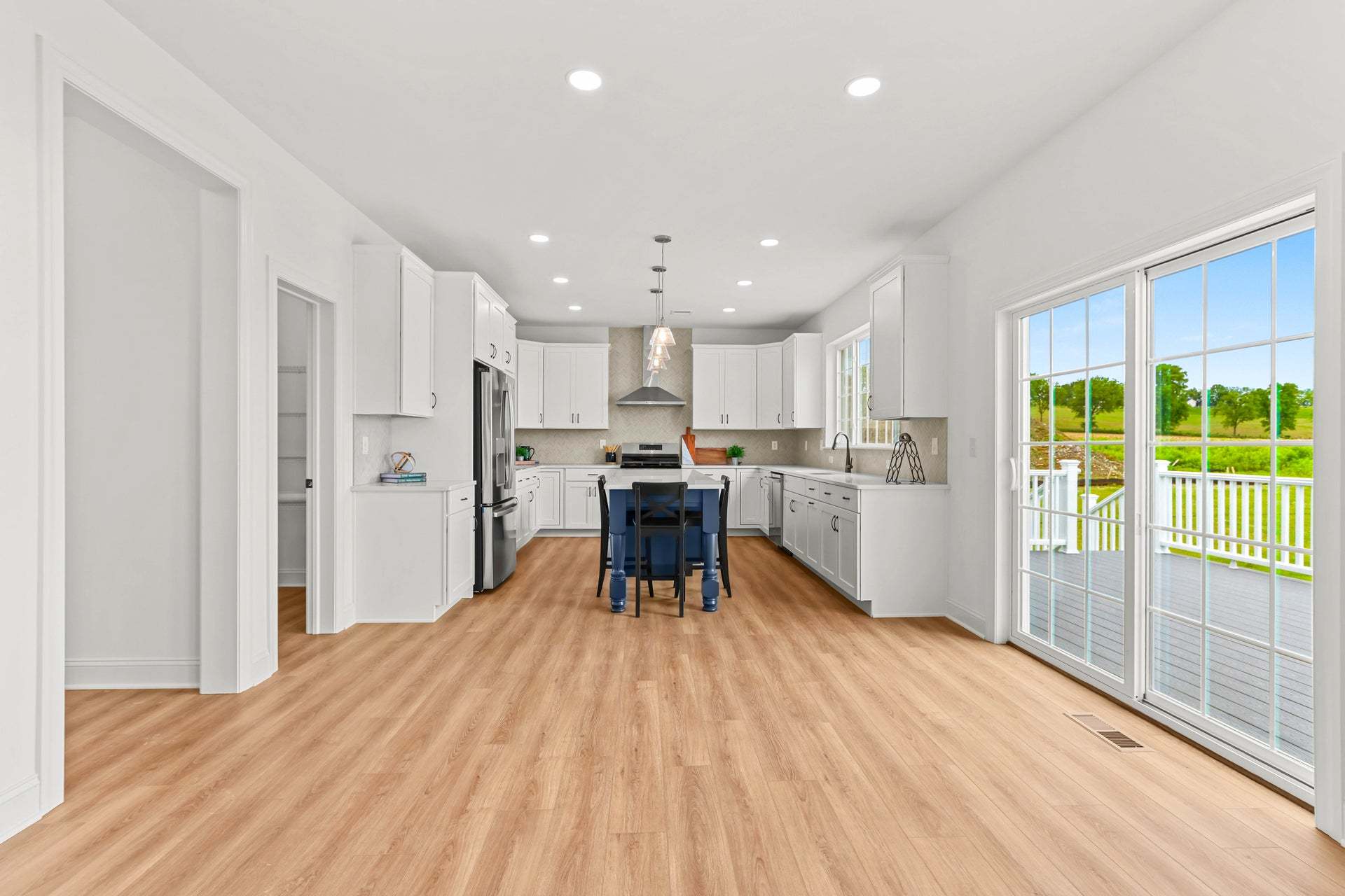 Breckenridge Optional U-Shaped Kitchen