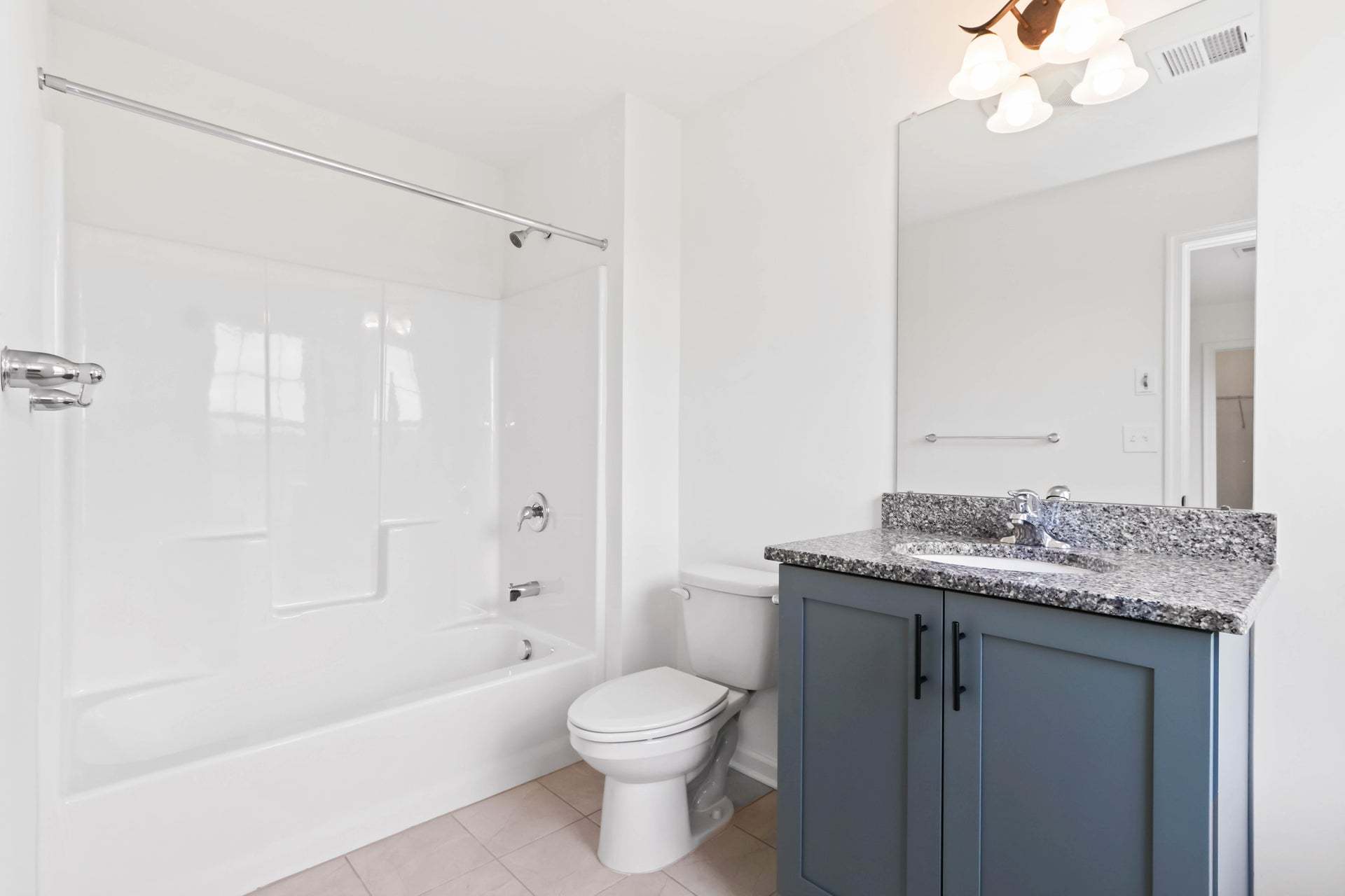 Bedroom Suite Bath