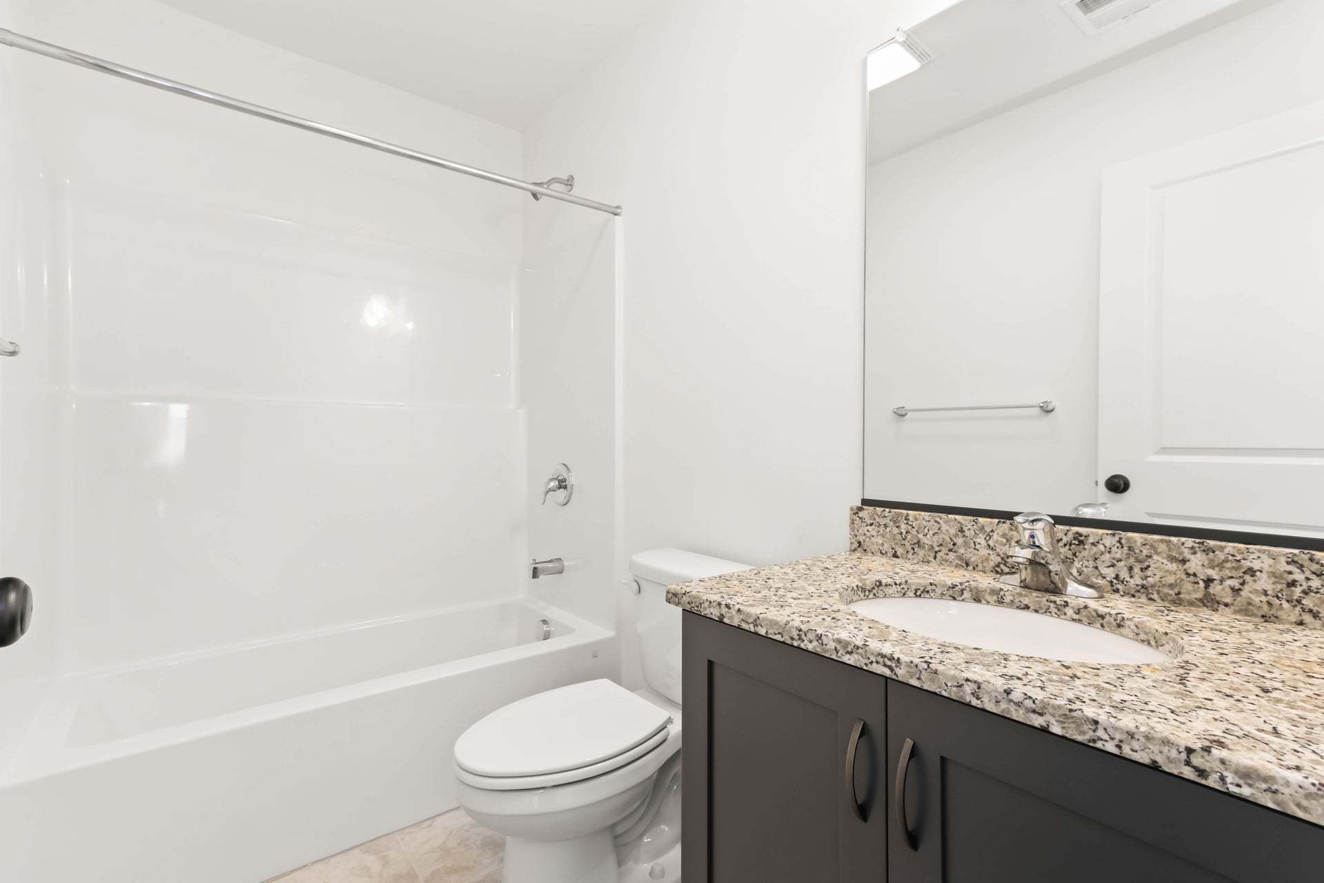 Breckenridge Grande Hall Bath