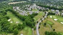 Riverview Estates Active Adult por Tuskes Homes en Allentown-Bethlehem Pennsylvania