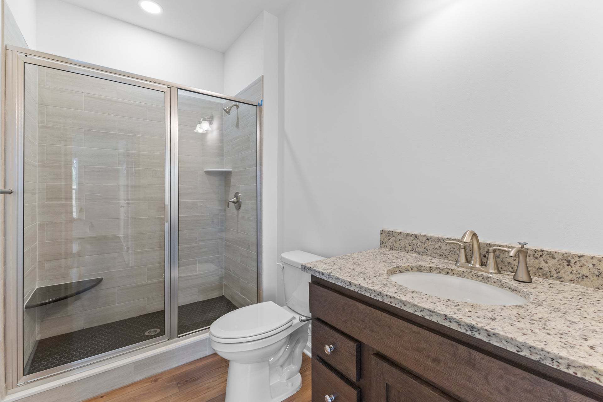 Rockford Hall Bath with Optional 3'x5' Tiled Shower