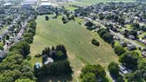 The Village at Hobson Square por Tuskes Homes en Allentown-Bethlehem Pennsylvania