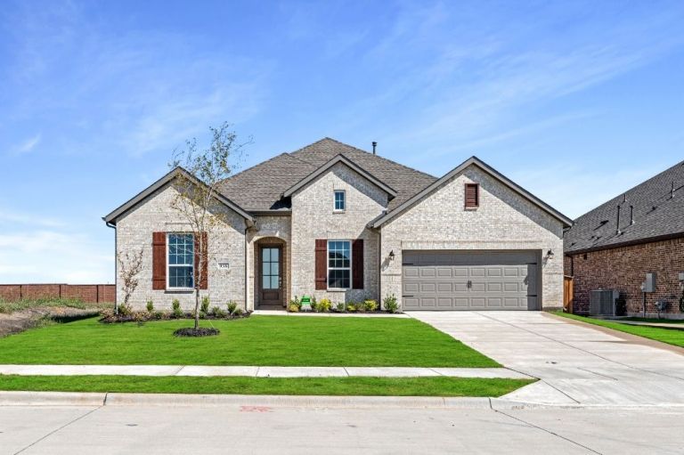 Belton - Myrtle Creek: Waxahachie, Texas - UnionMain Homes