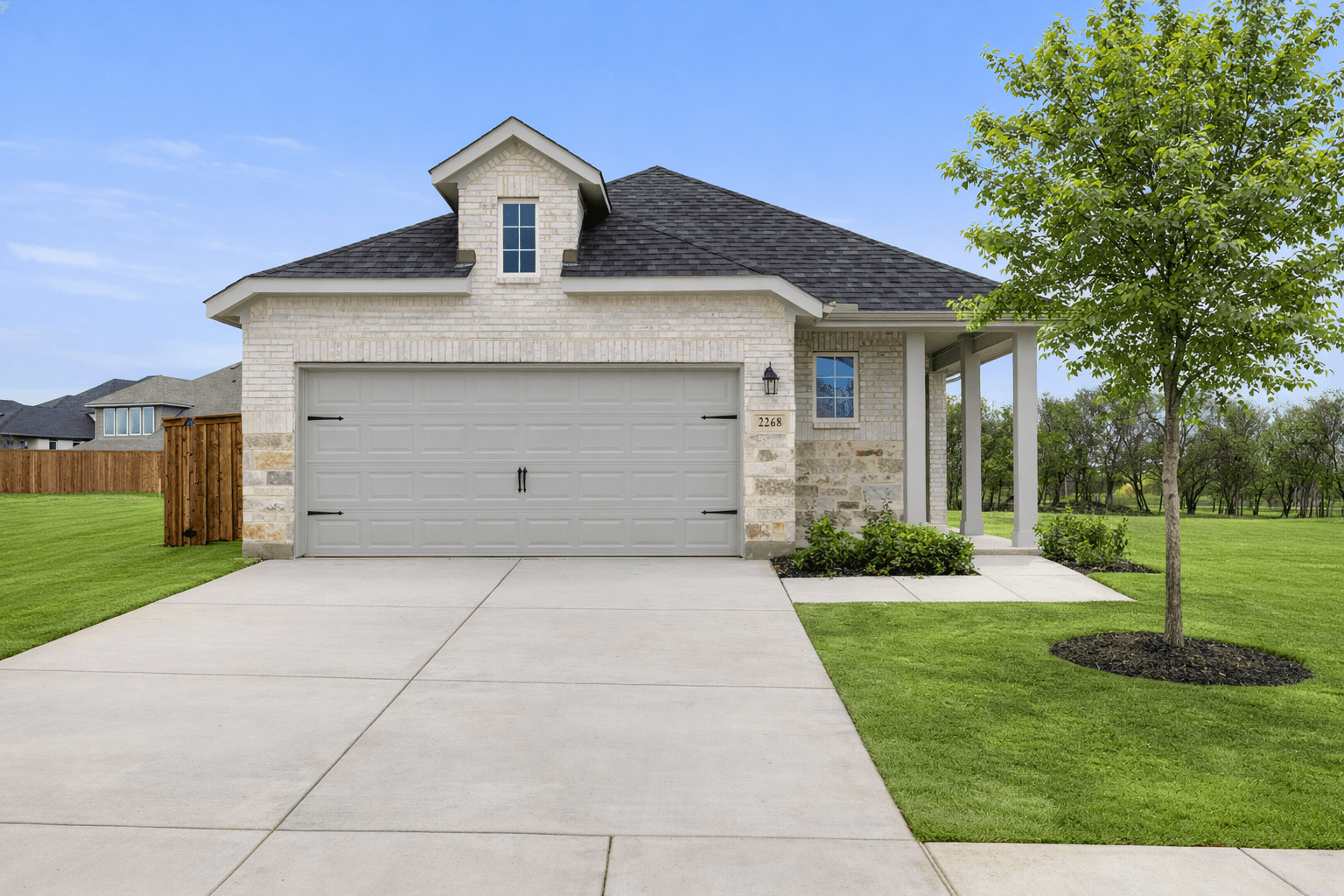 Blackburn - Creekside: Royse City, Texas - UnionMain Homes