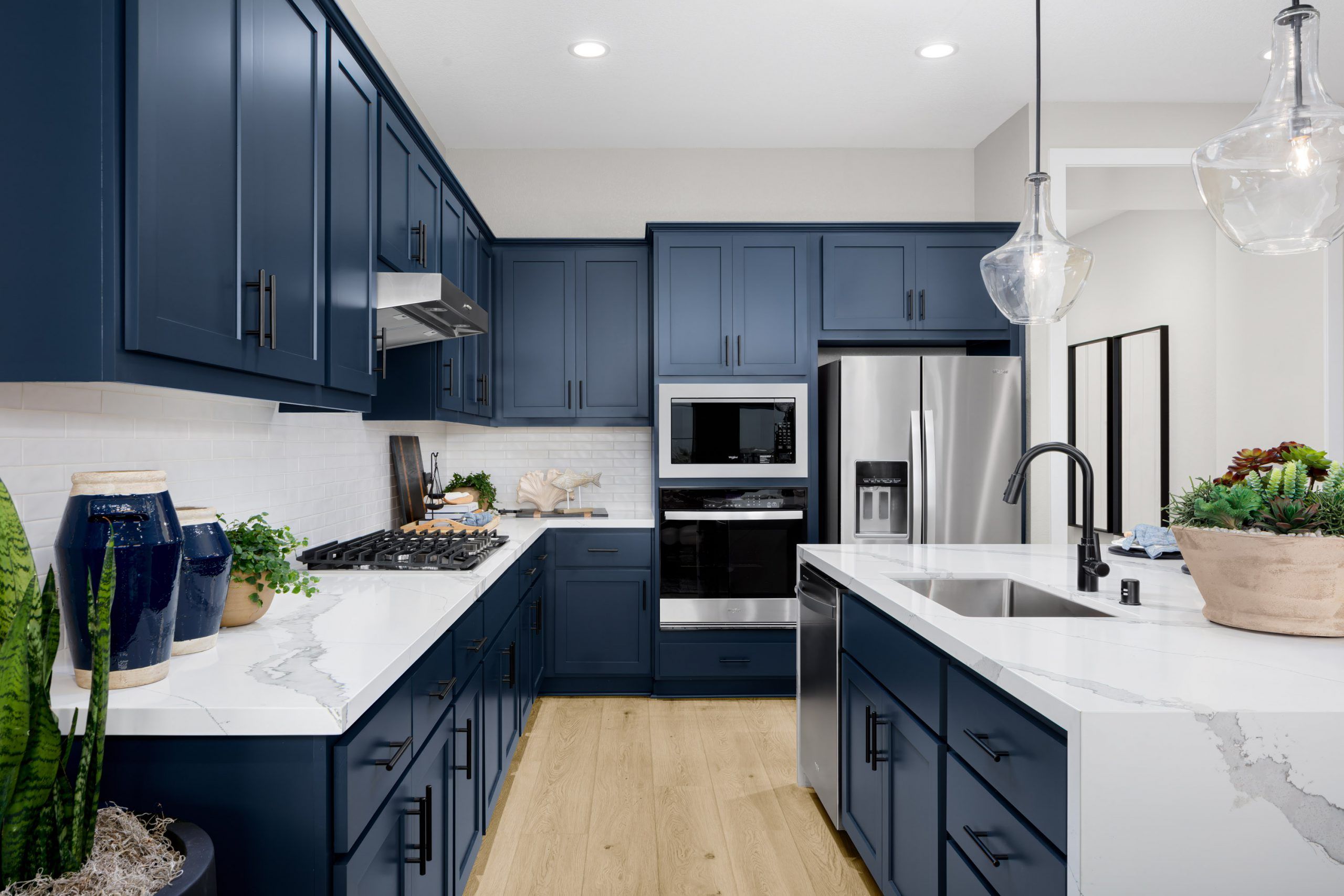 Gourmet Kitchen with Kitchen Island