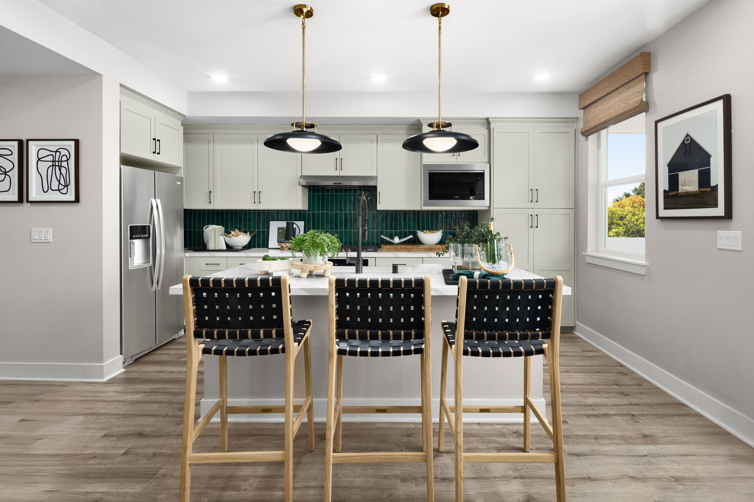 Beautiful Kitchen Island Space