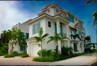 Van Emmerik Custom Homes por Van Emmerik Custom Homes en Naples Florida