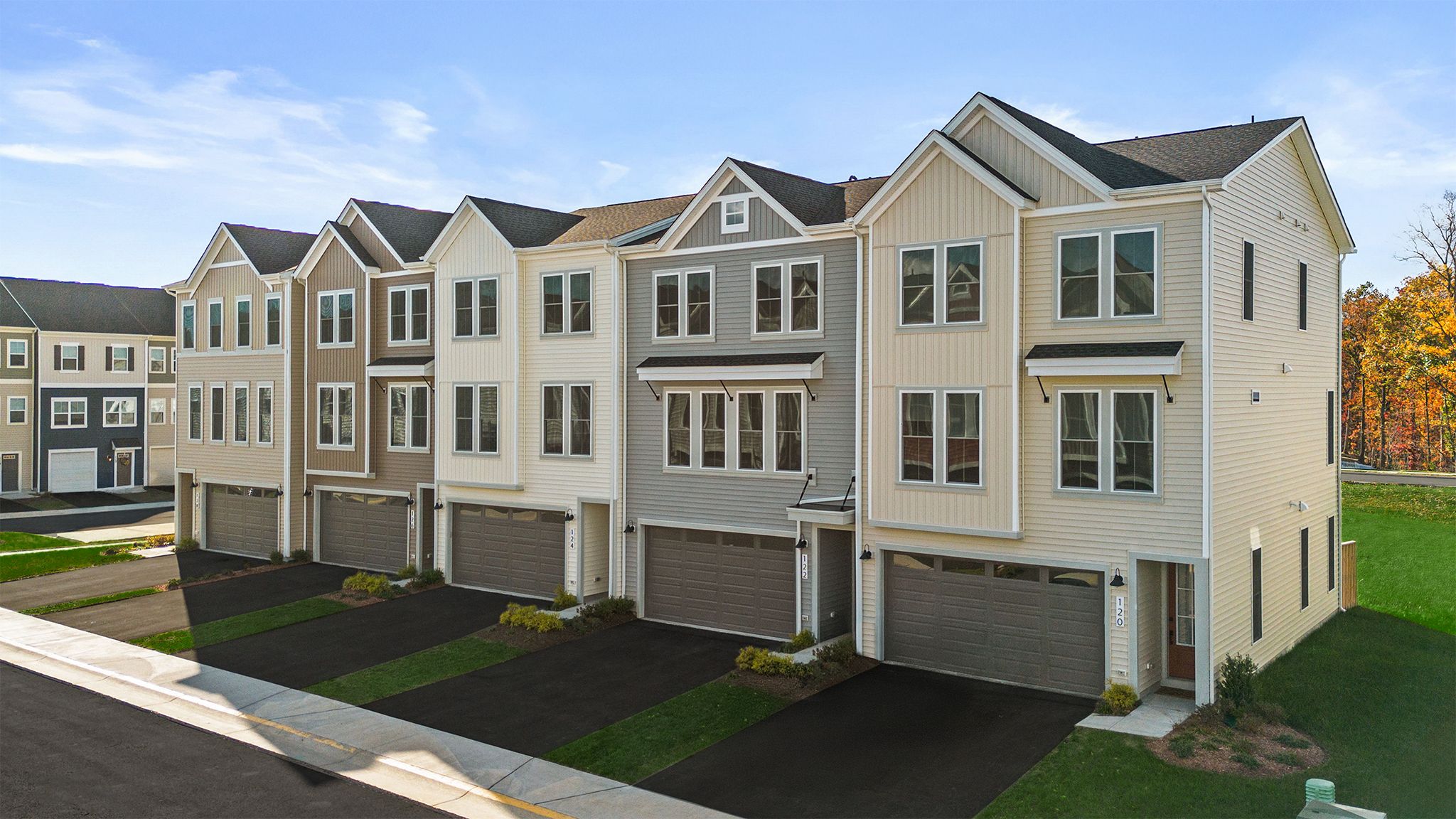 casa en Snowden Bridge por Van Metre Homes