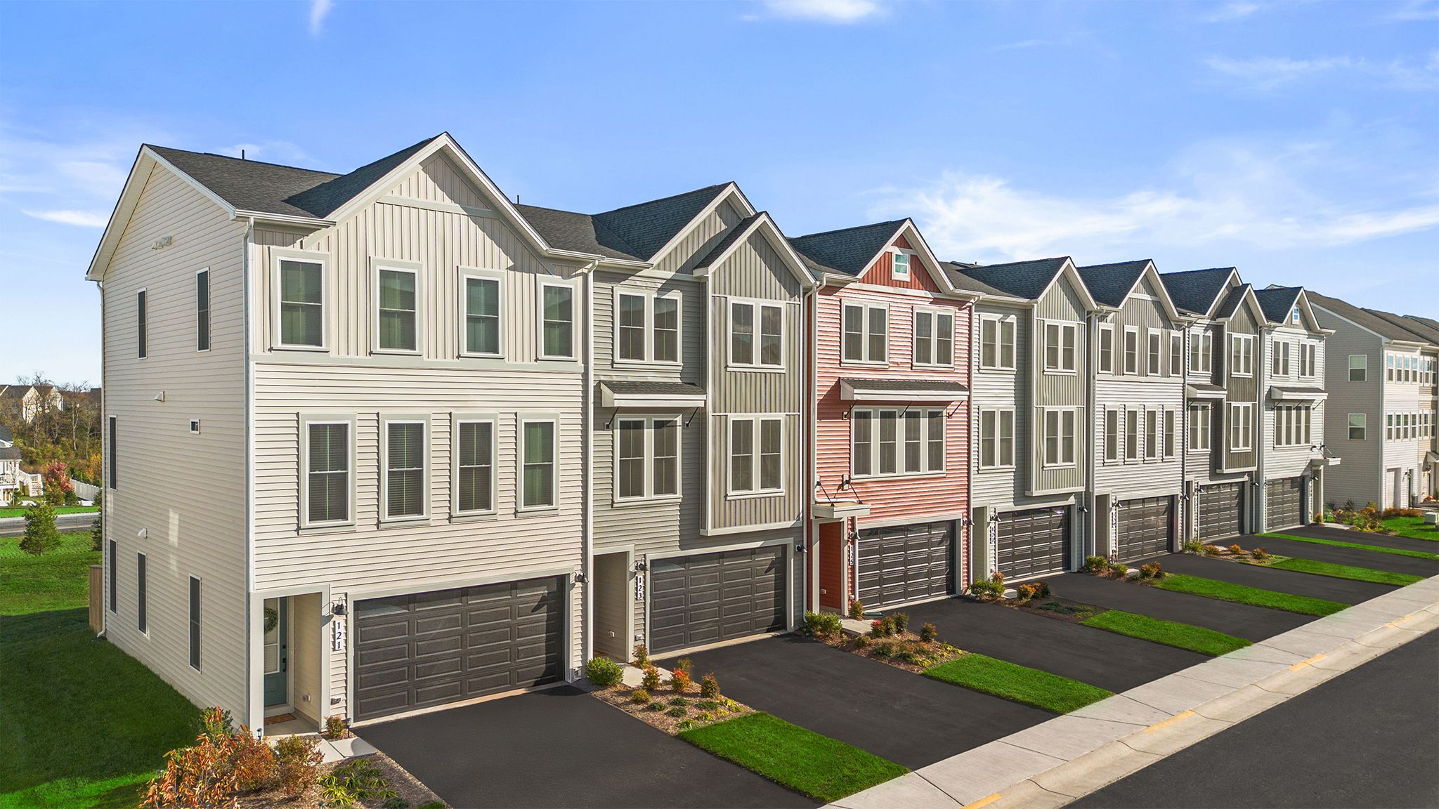 casa en Snowden Bridge por Van Metre Homes