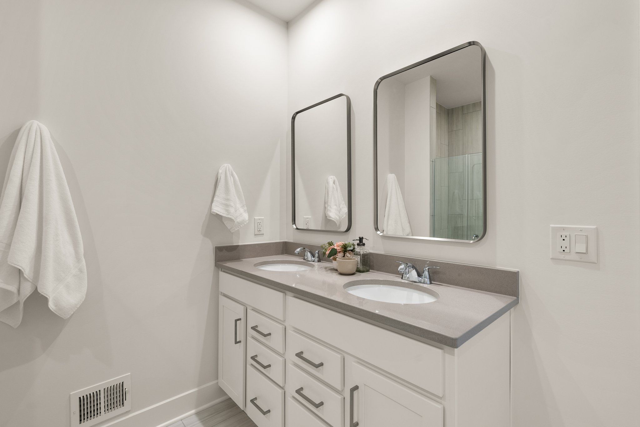 Tilley 24-F2 Townhome