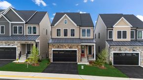 Lexington Square - Ashburn, VA