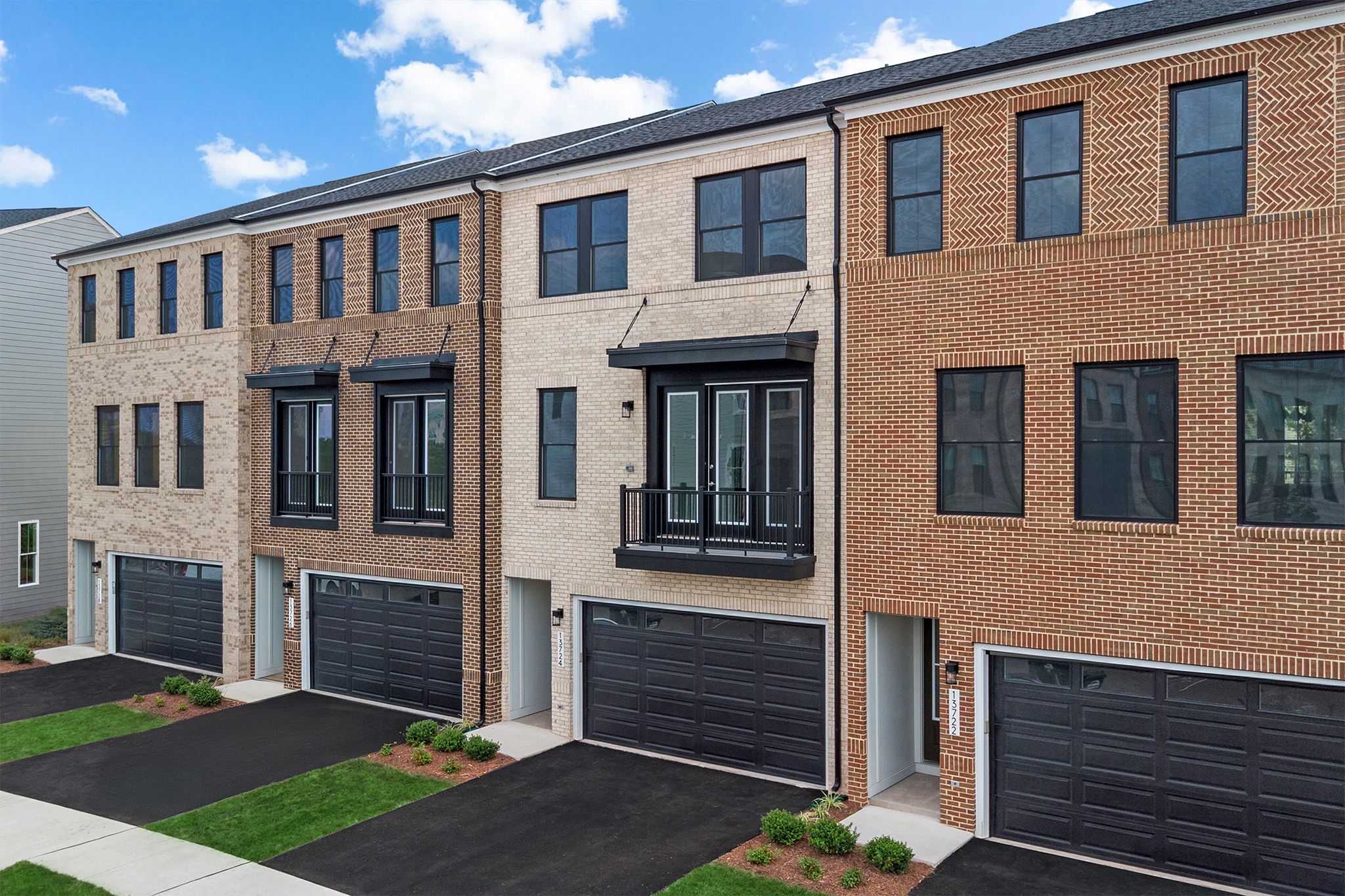 13724 Aviation Place (Taryn 24-F2)