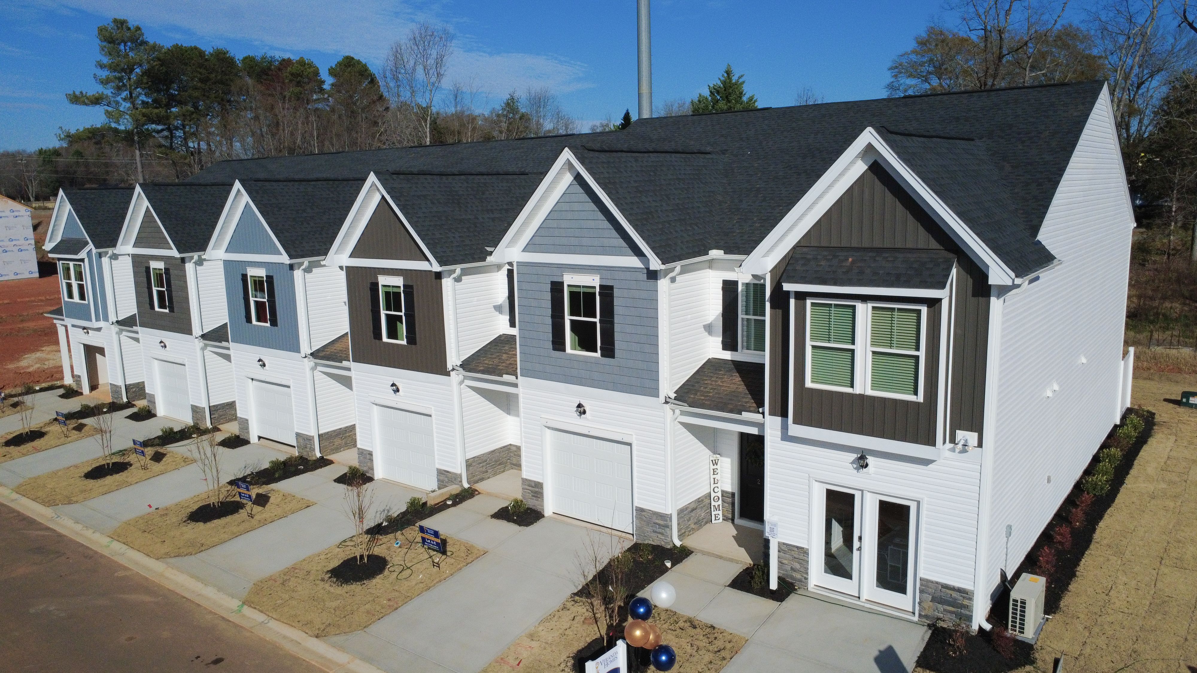 casa en Cottage Corners por Veranda Homes