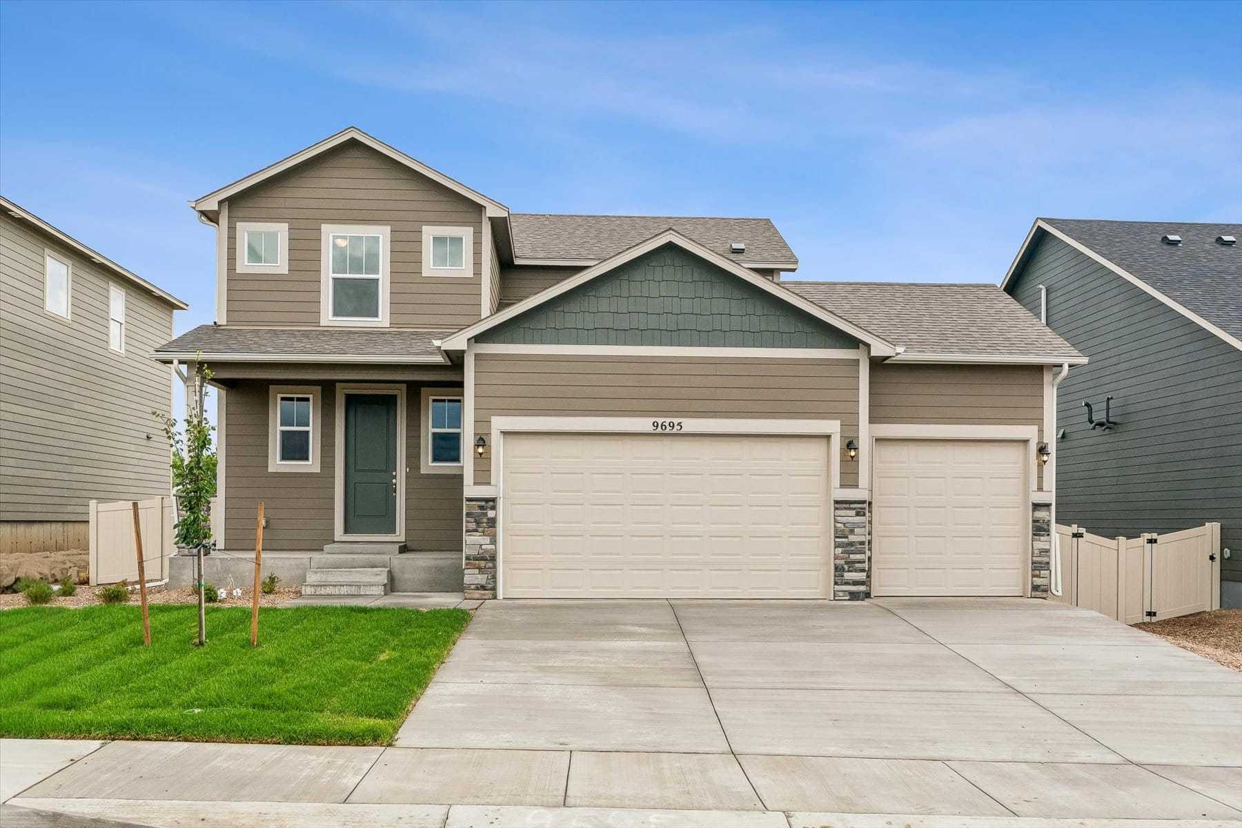 9695 Blaurock Drive (Olive)