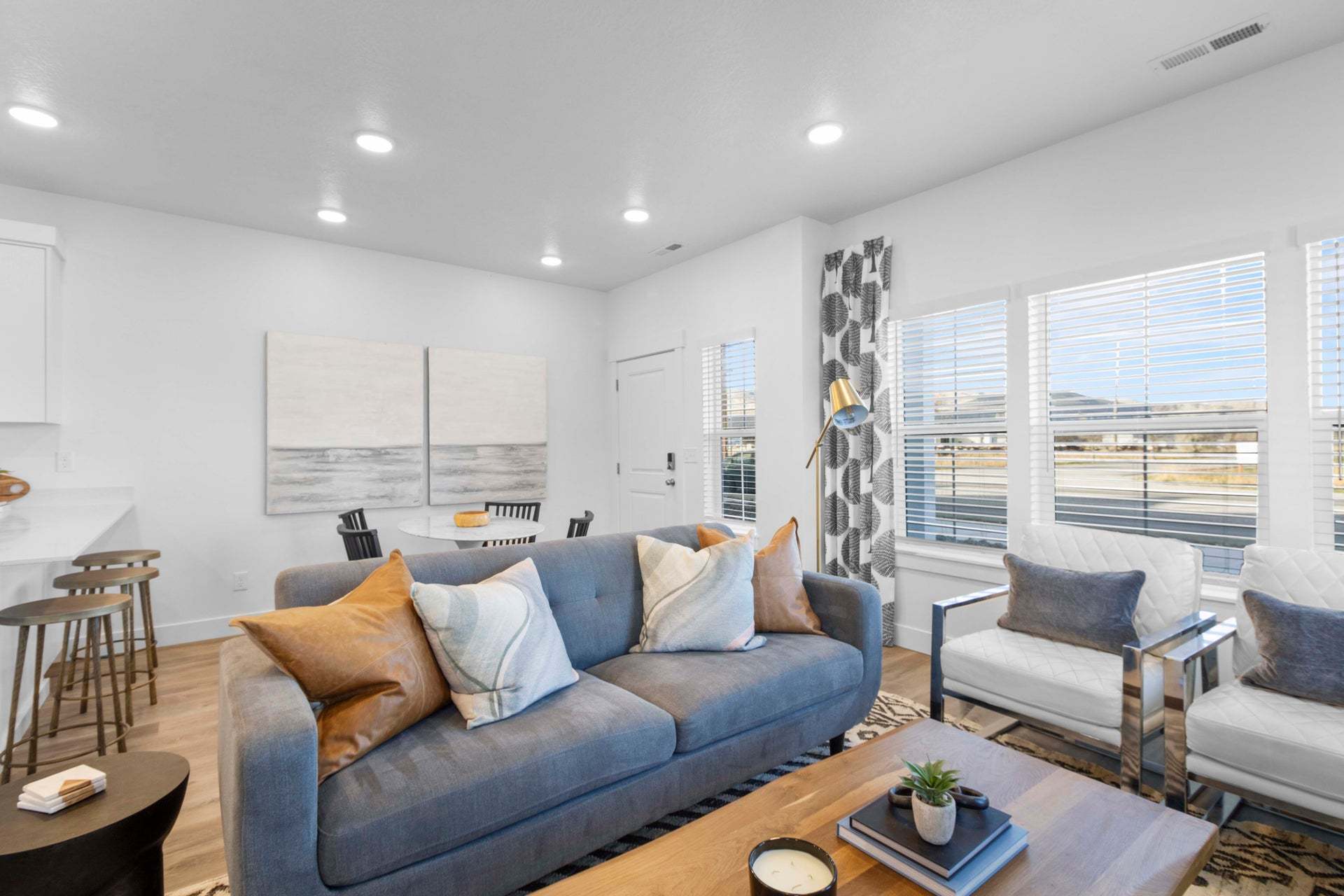 *Finished home photos are representational images only. See sales agent for details.