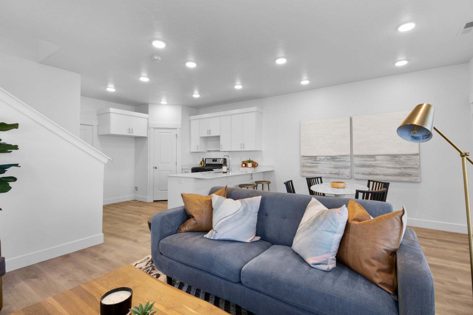 *Finished home photos are representational images only. See sales agent for details.