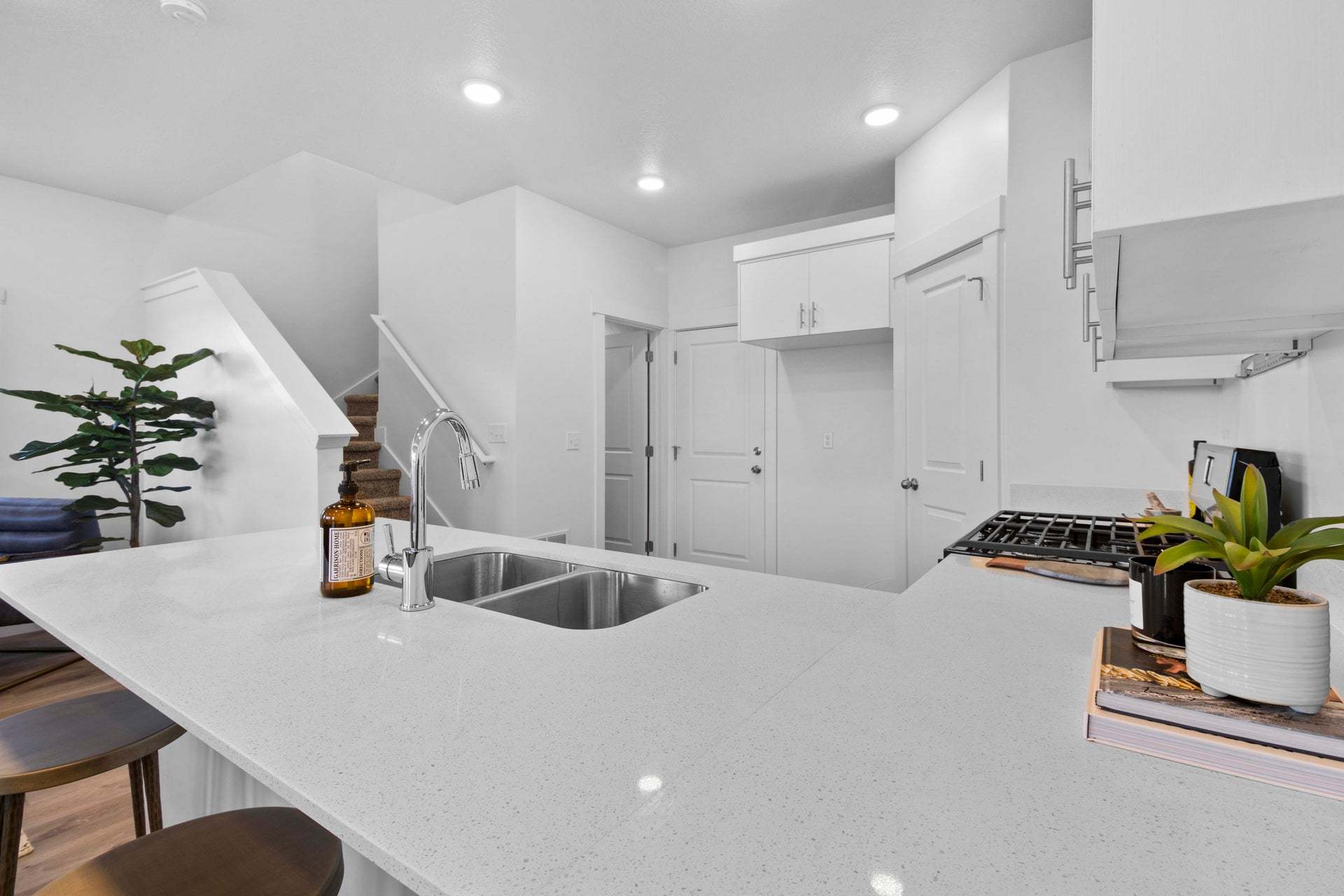 *Finished home photos are representational images only. See sales agent for details.