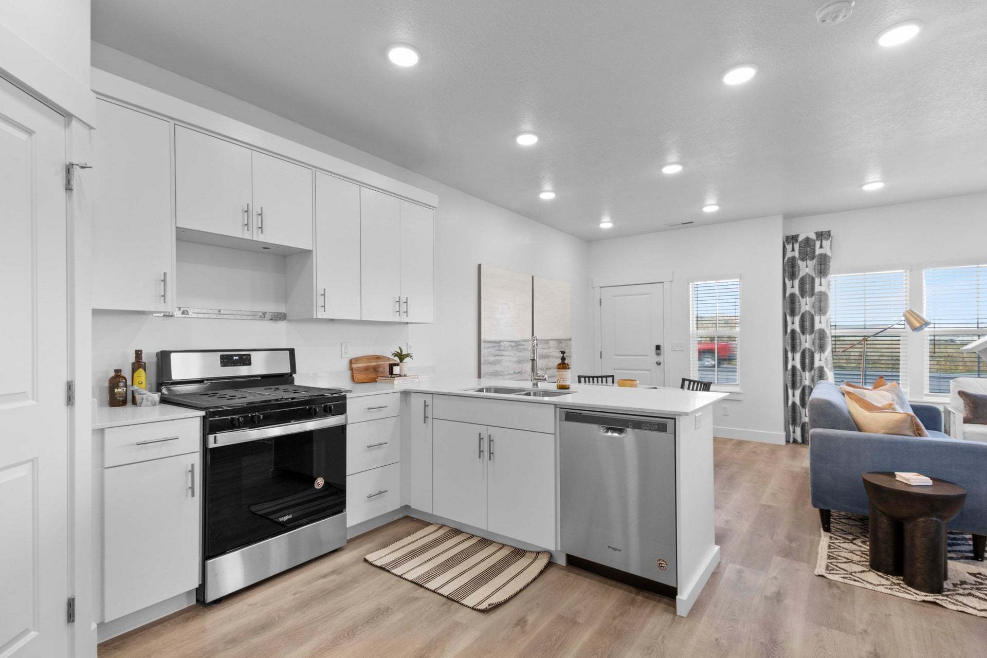 *Finished home photos are representational images only. See sales agent for details.