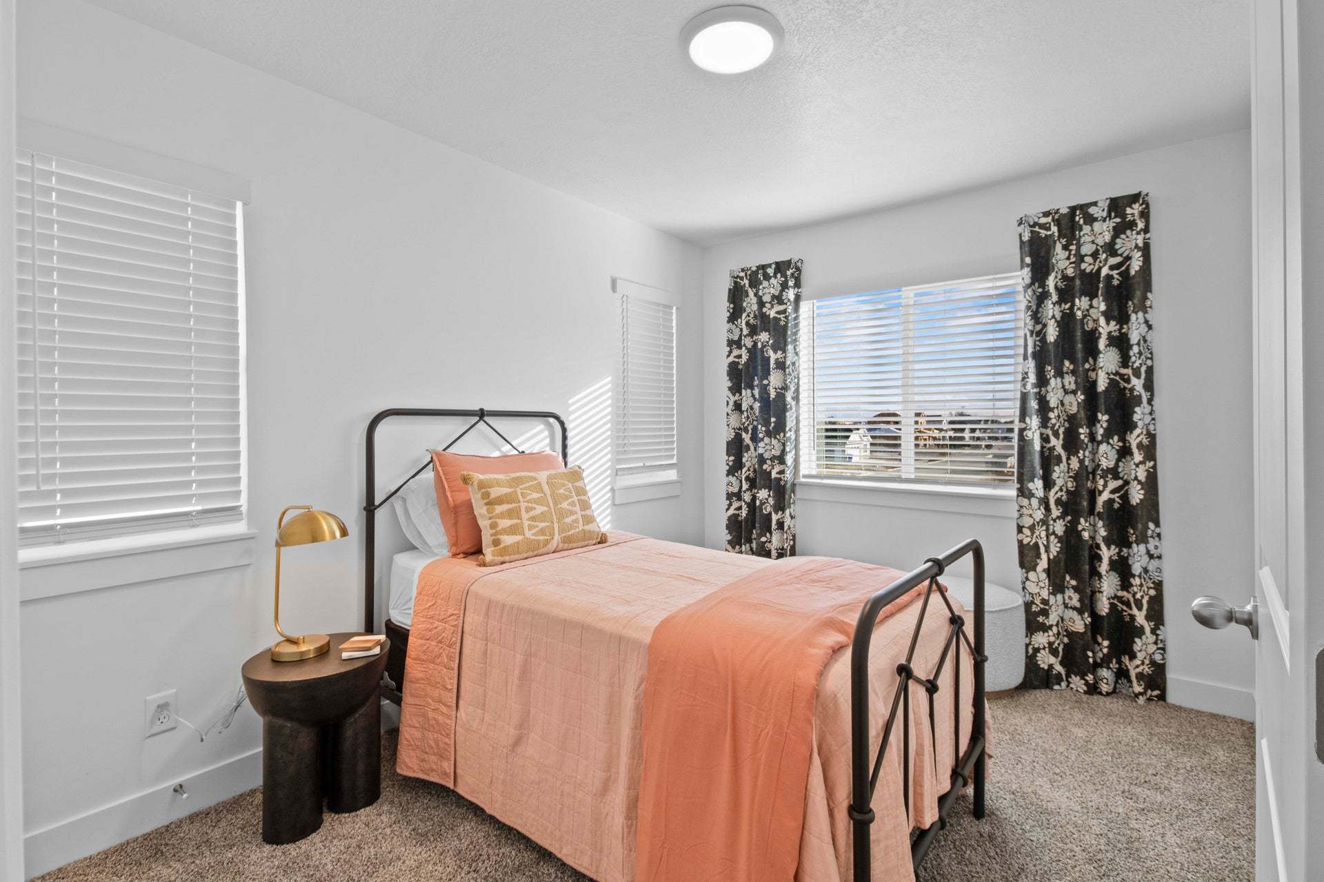*Finished home photos are representational images only. See sales agent for details.