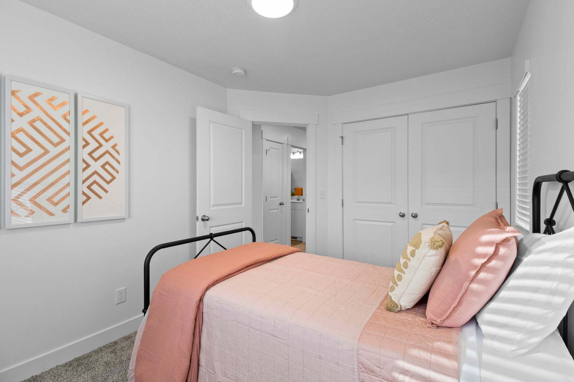*Finished home photos are representational images only. See sales agent for details.