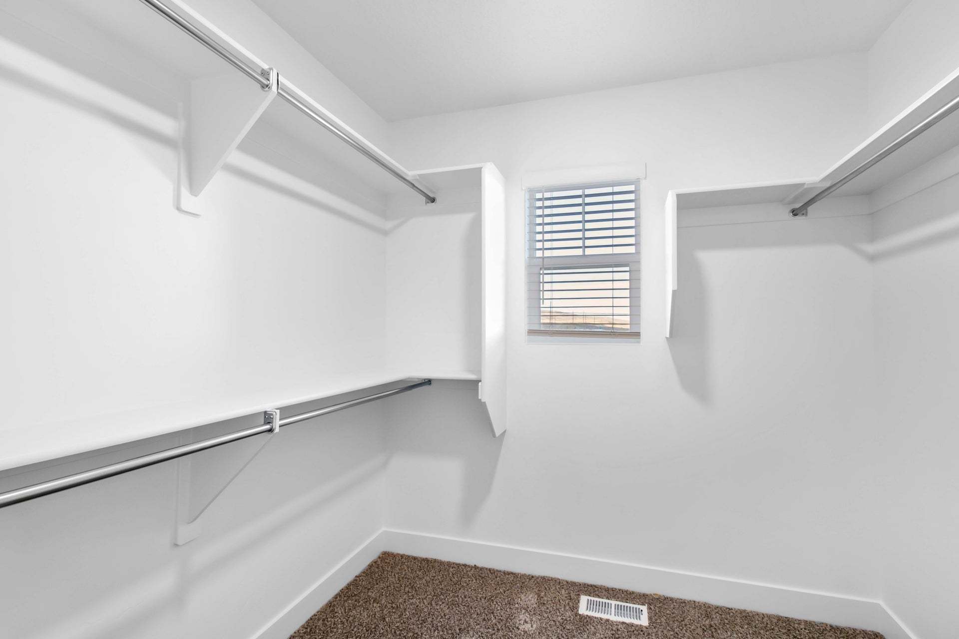*Finished home photos are representational images only. See sales agent for details.