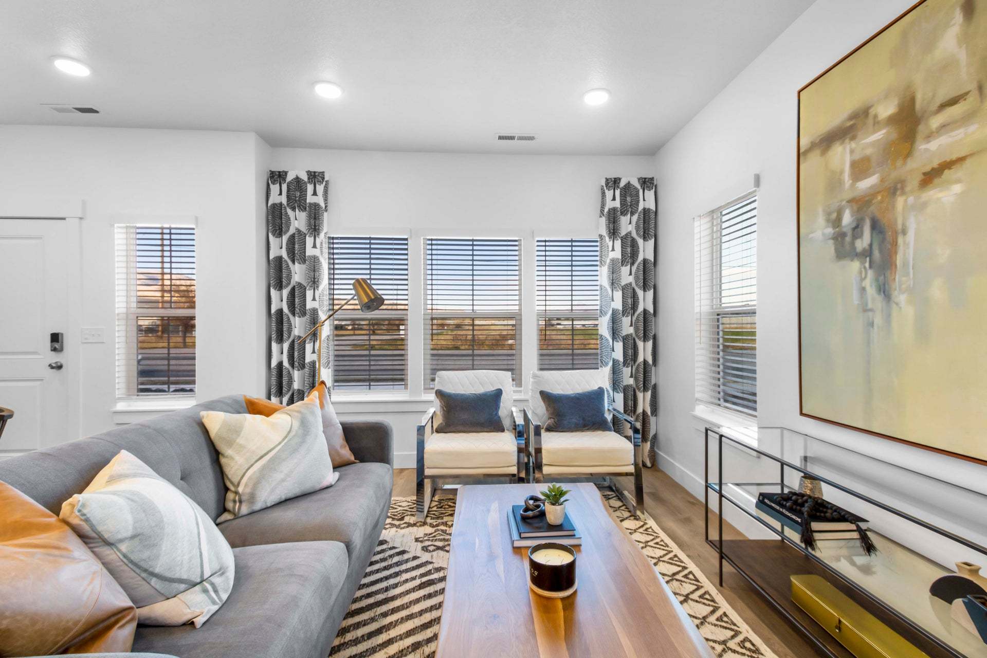 *Finished home photos are representational images only. See sales agent for details.