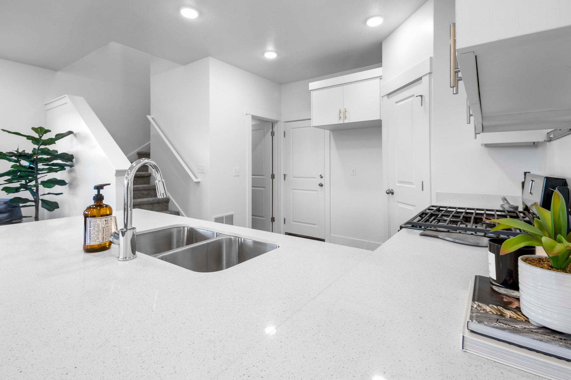 *Finished home photos are representational images only. See sales agent for details.