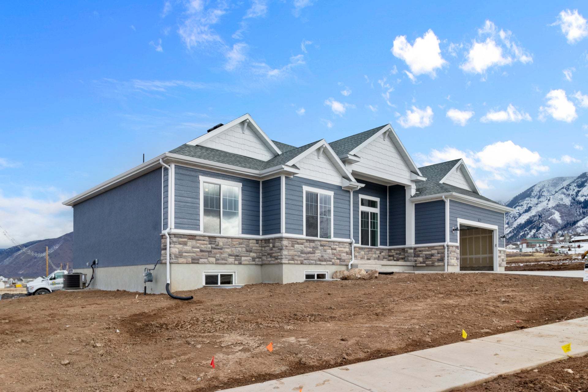 *Finished home photos are representational images only. Chat with sales agent for details.