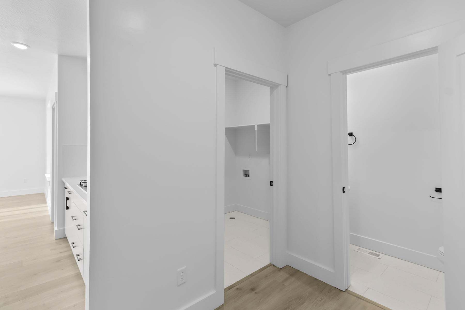*Finished home photos are representational images only. Chat with sales agent for details.