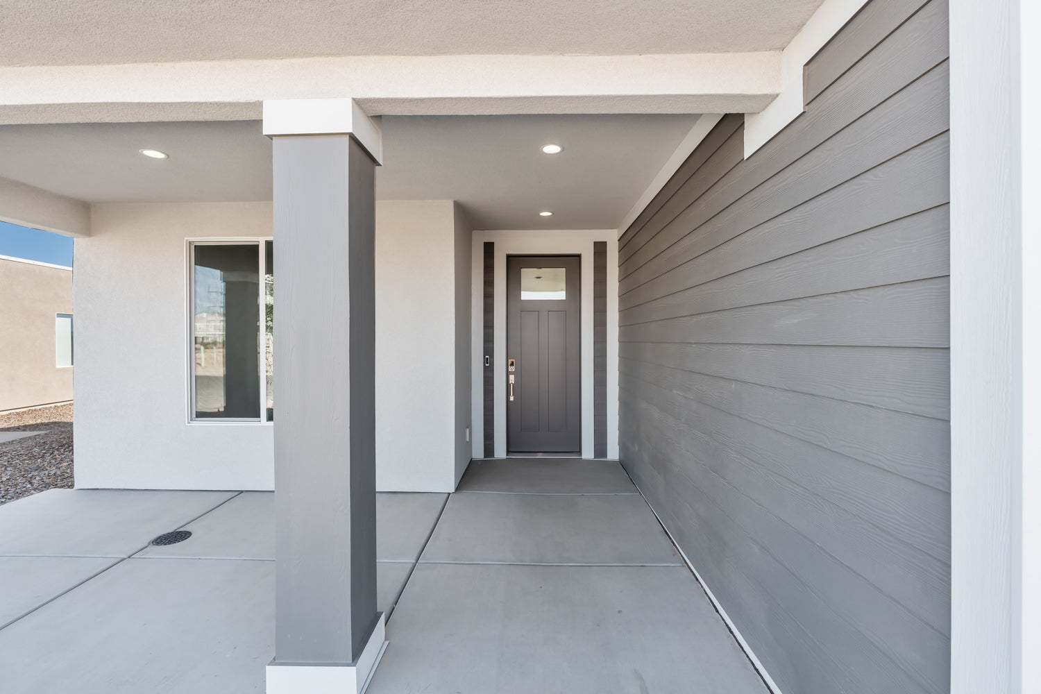 Entry *Photo is representational of floor plan only, not specific listing. Contact agent for more details.*