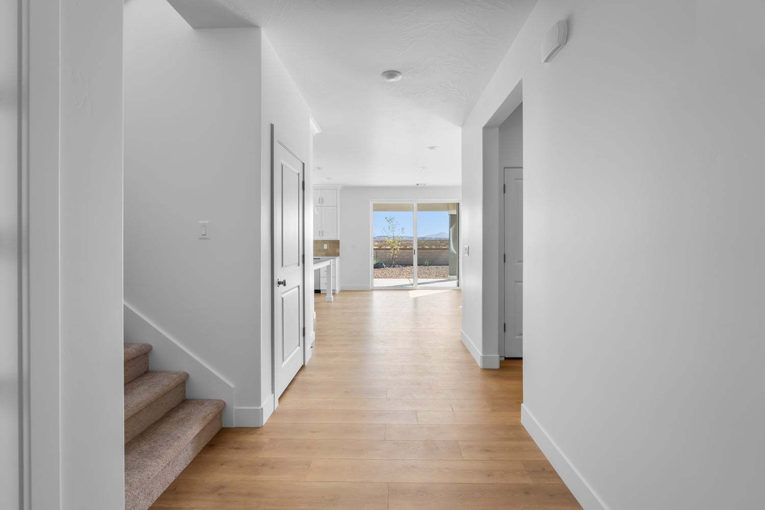 Entry *Photo is representational of floor plan only, not specific listing. Contact agent for more details.*