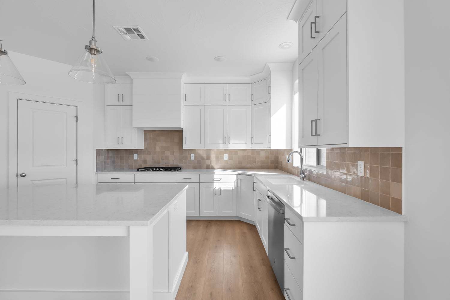 *Photo is representational of floor plan only, not specific listing. Contact agent for more details.*