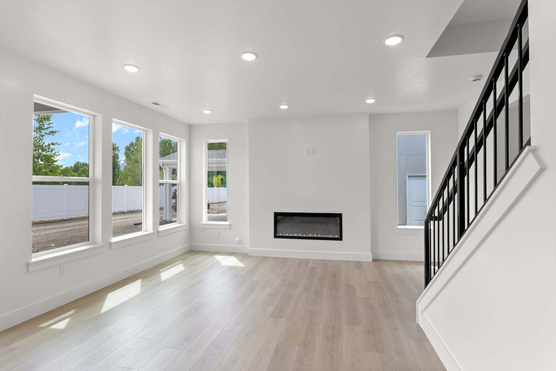 *Finished home photos are representational images only. See sales agent for details.